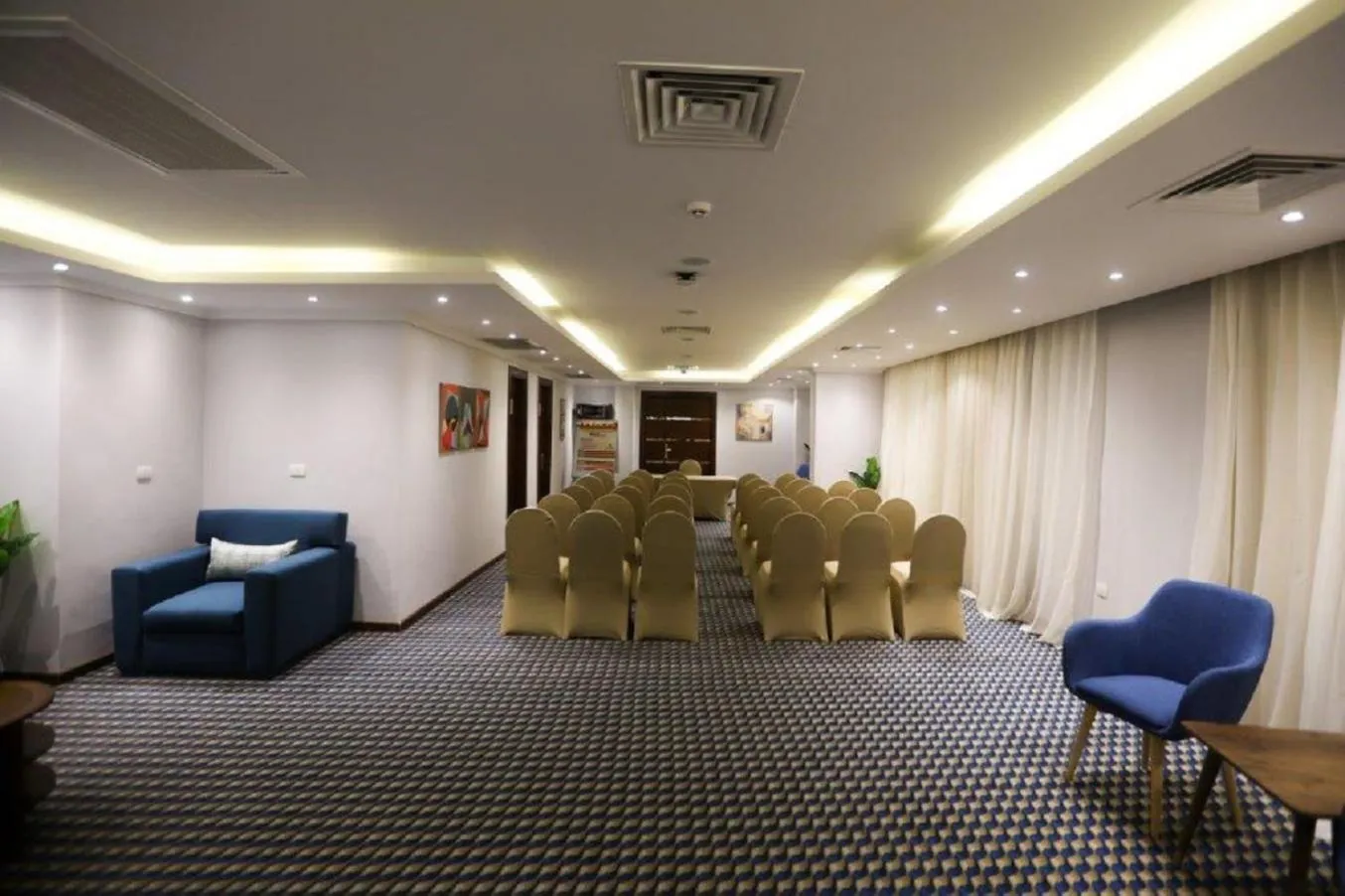 Meeting/conference room in The Guard Hotel