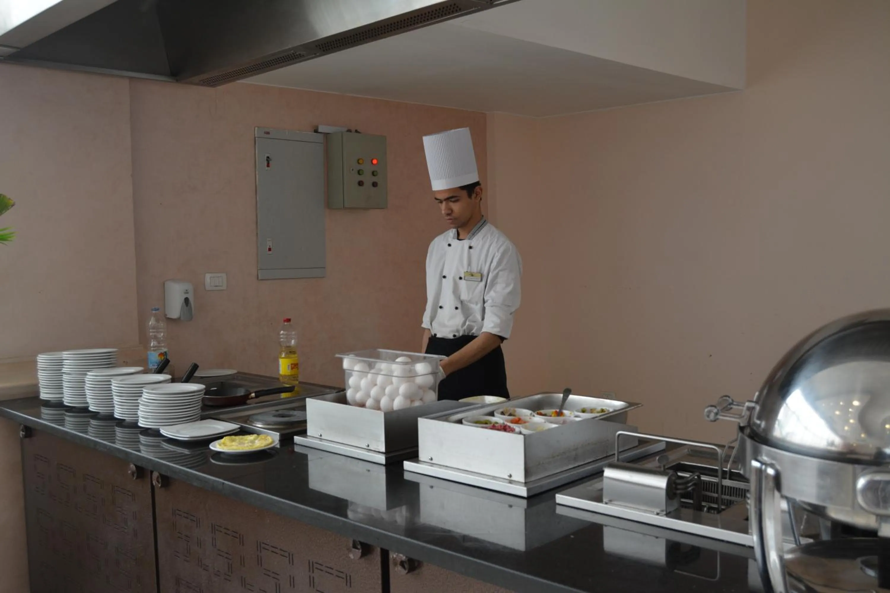 Restaurant/places to eat in The Guard Hotel