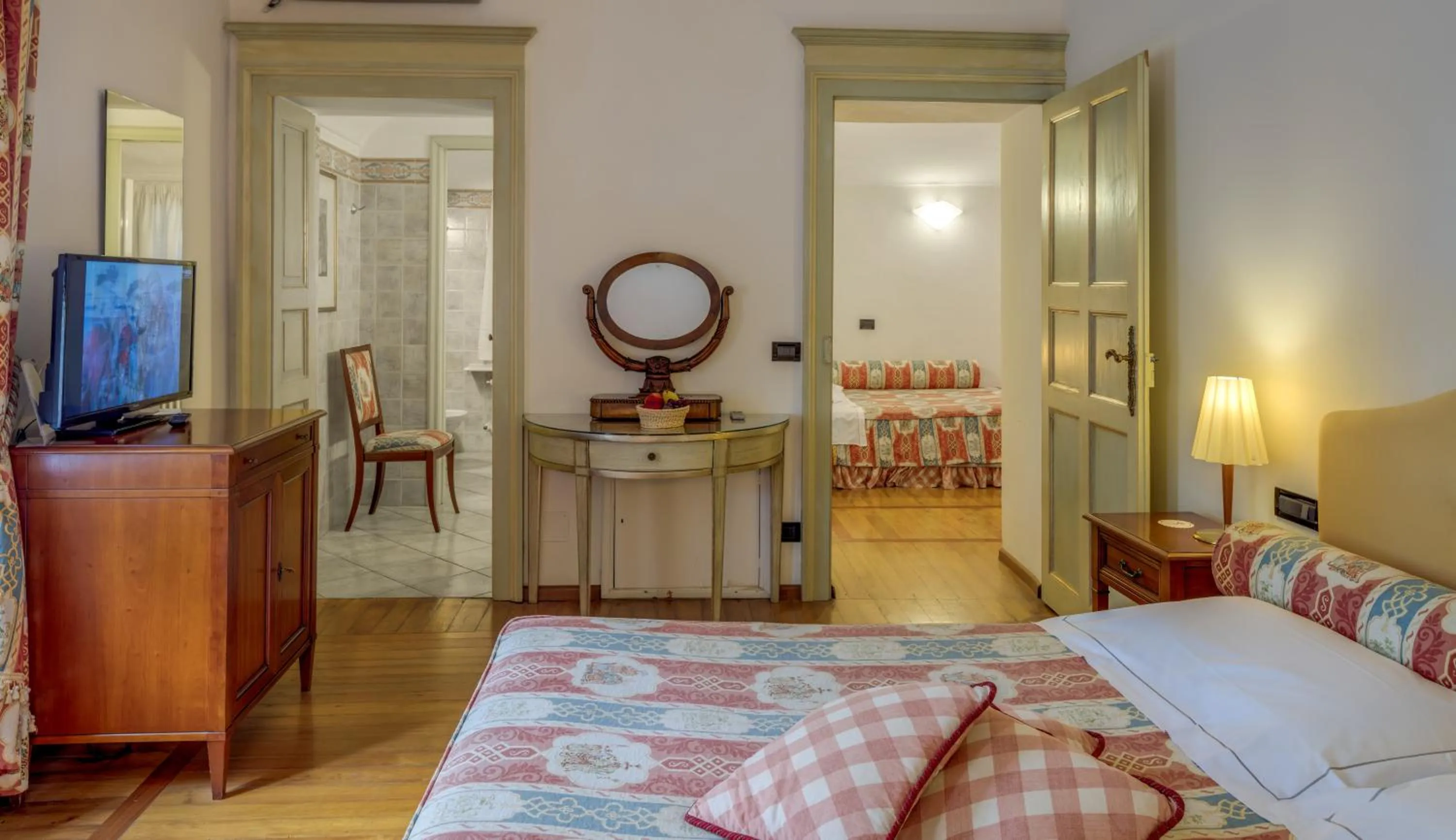 Photo of the whole room, Bed in Castello Rosso