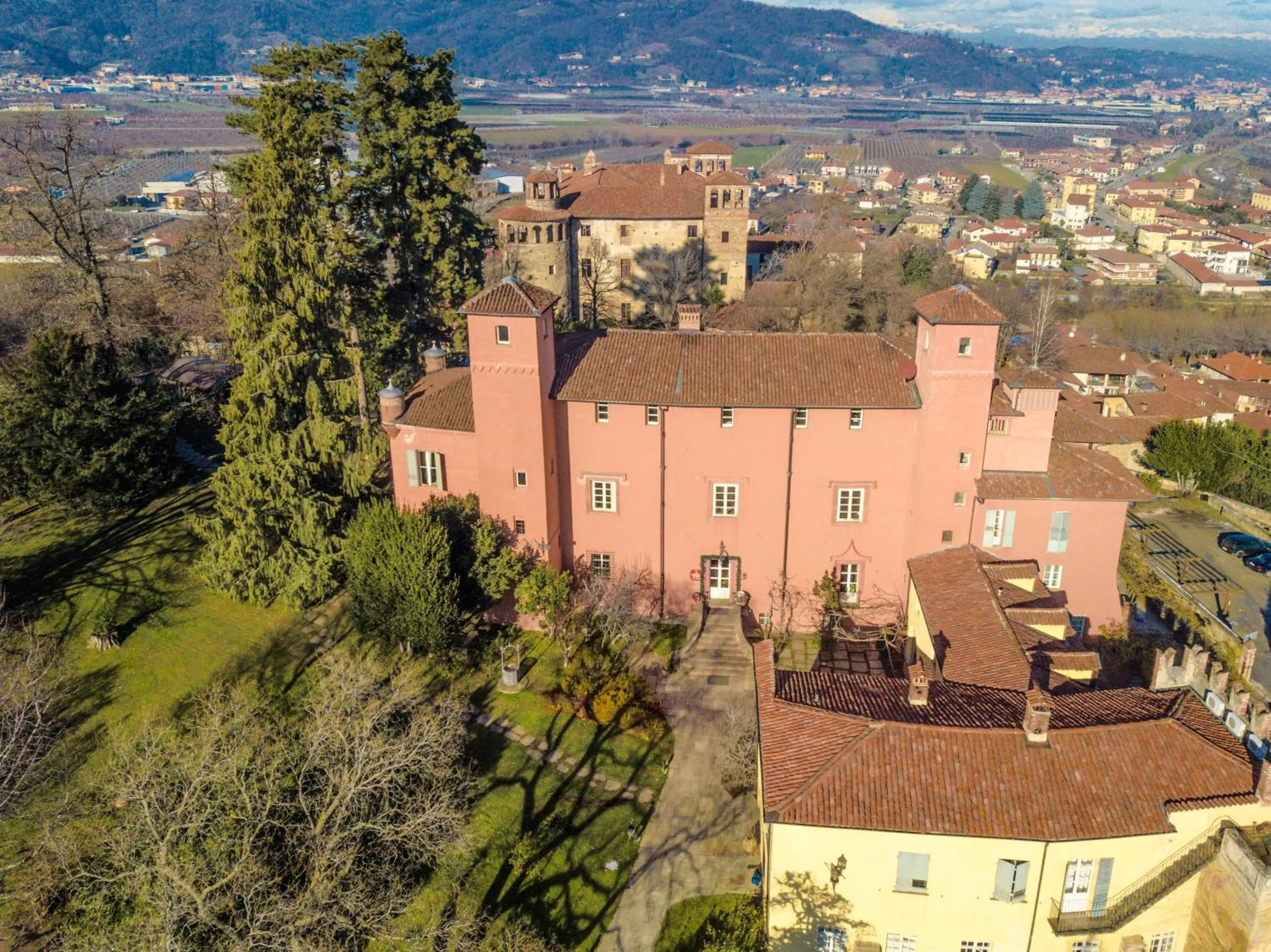 Bird's eye view in Castello Rosso