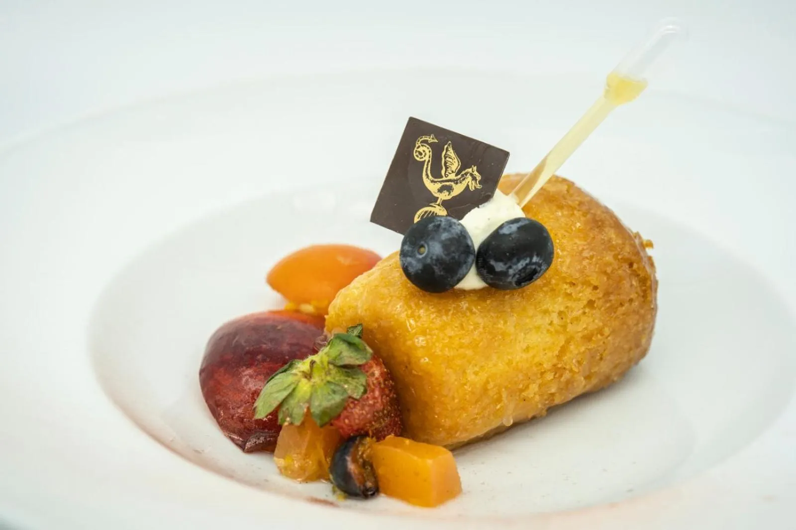 Lunch in Castello Rosso