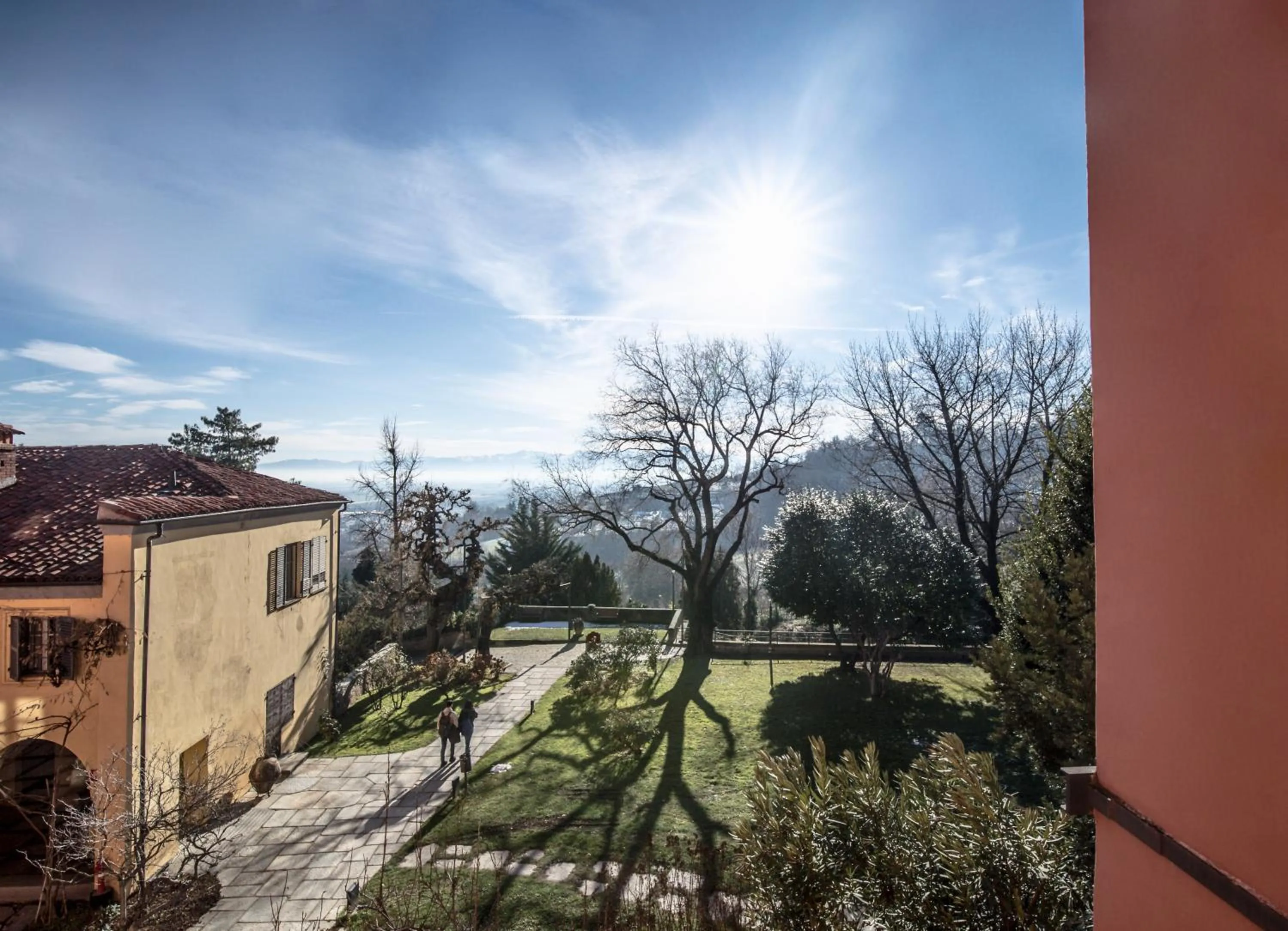 Garden view in Castello Rosso
