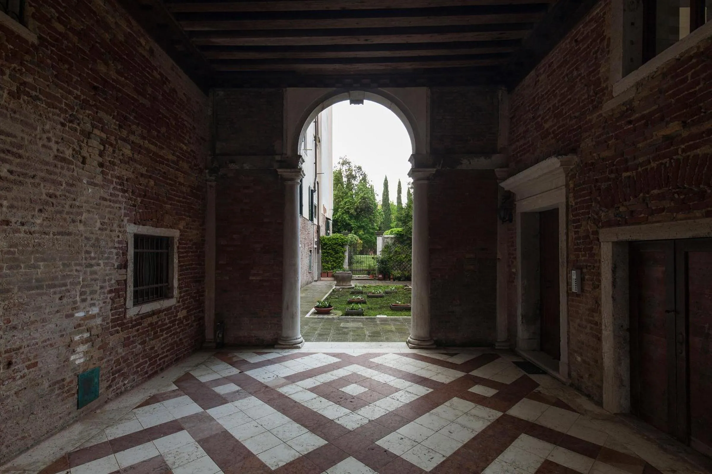 Garden view in Appartamenti inside Palazzo Foscarini