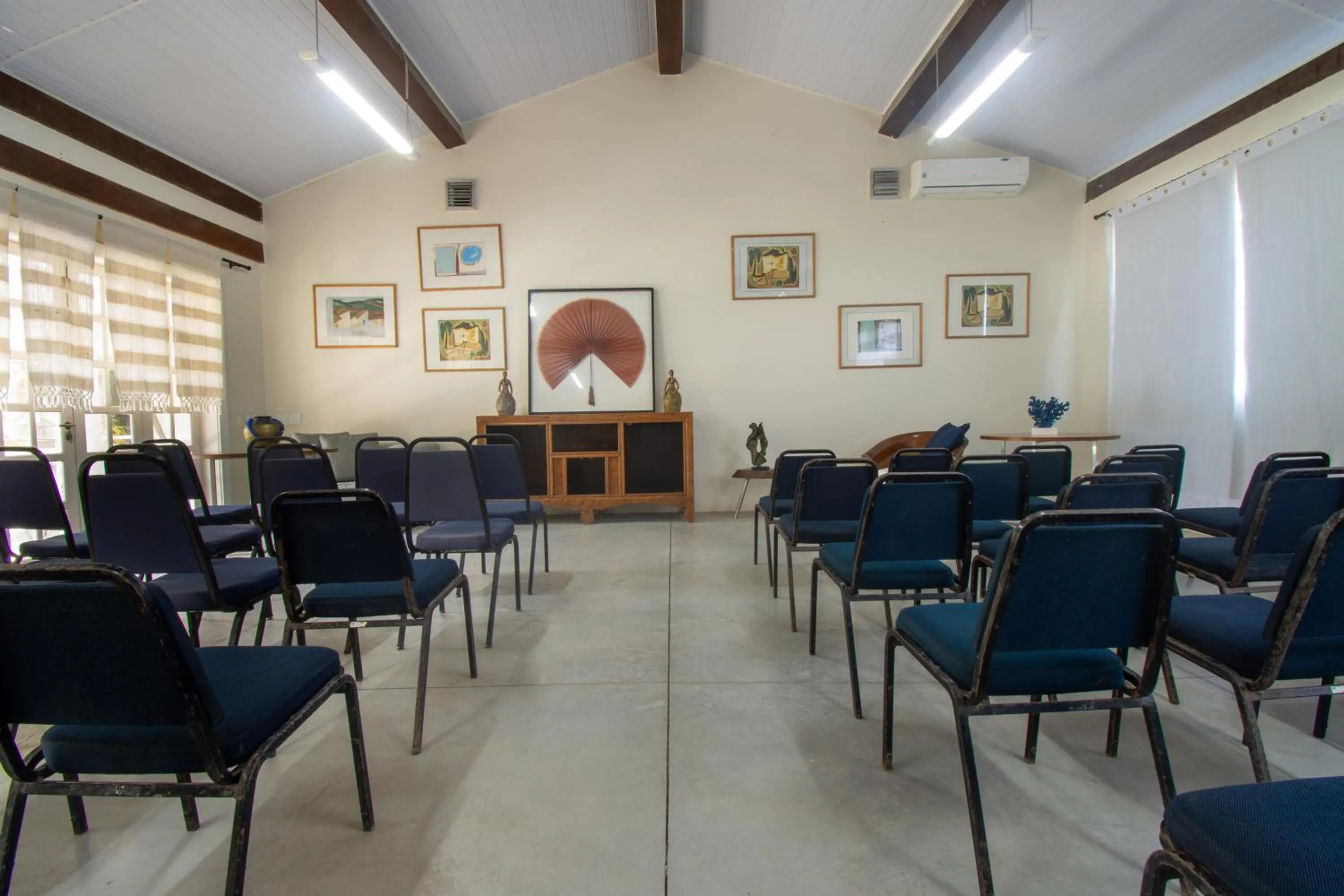 Meeting/conference room in Armação dos Búzios Pousada Design
