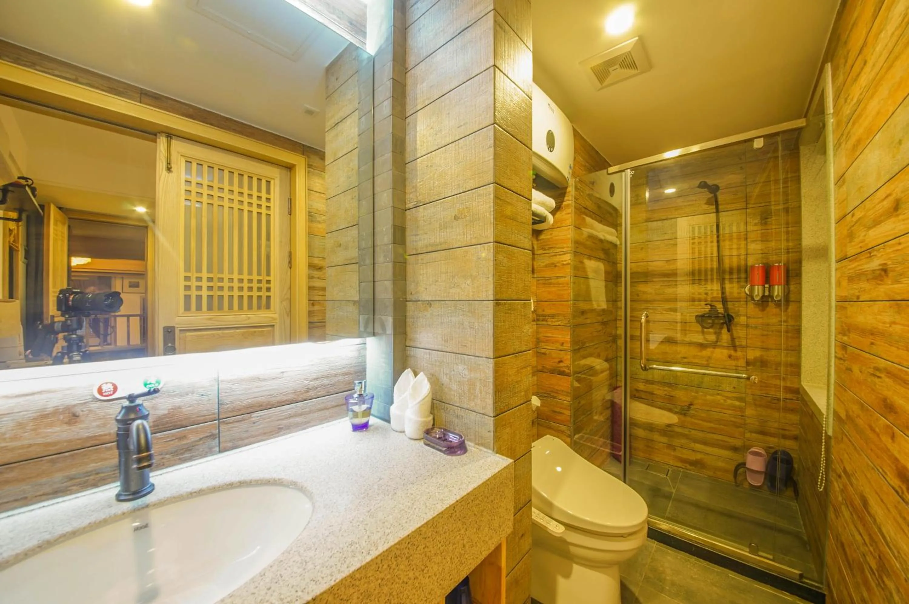 Toilet in Pipa Hotel Datong