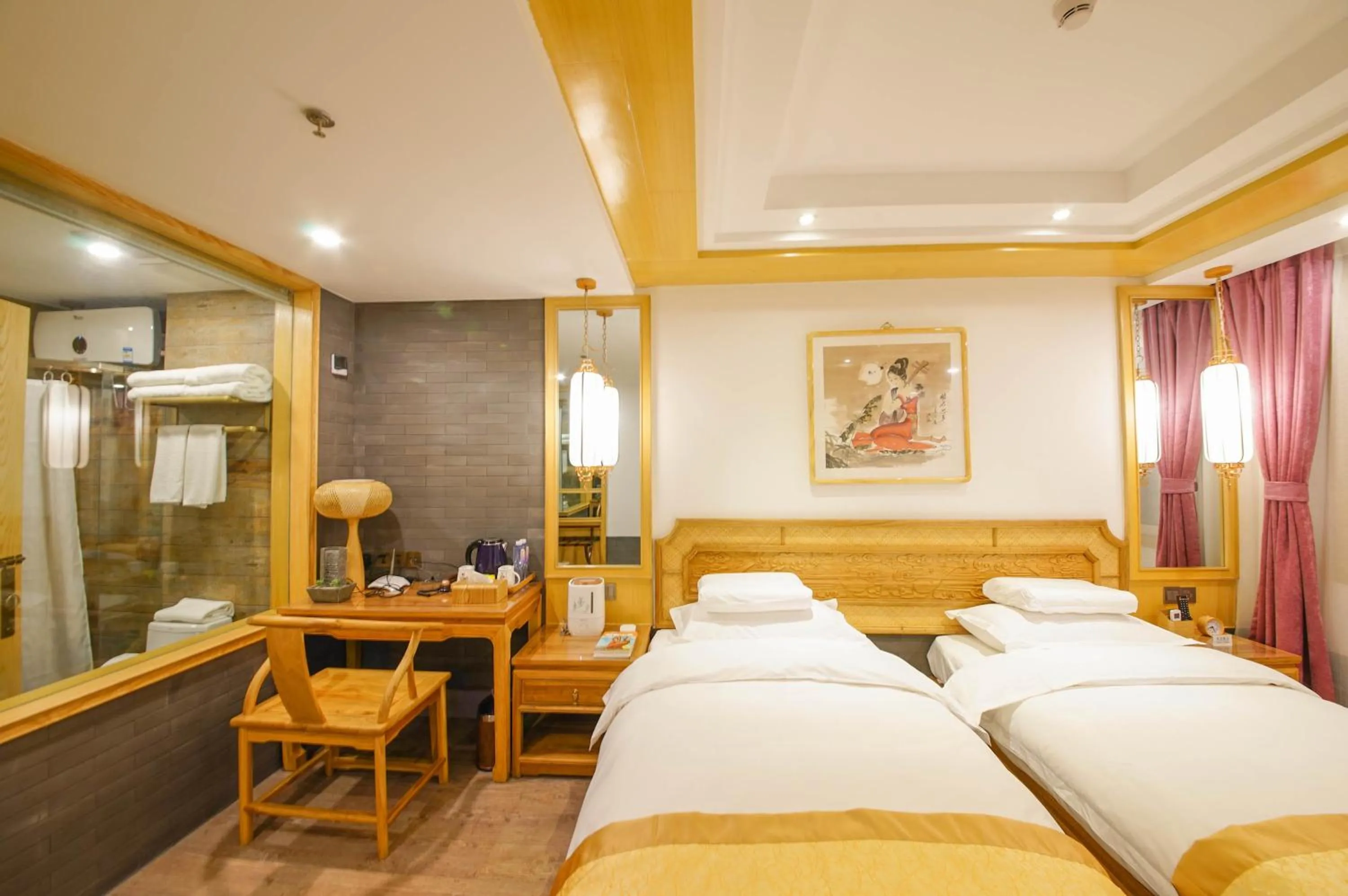 Photo of the whole room, Bed in Pipa Hotel Datong