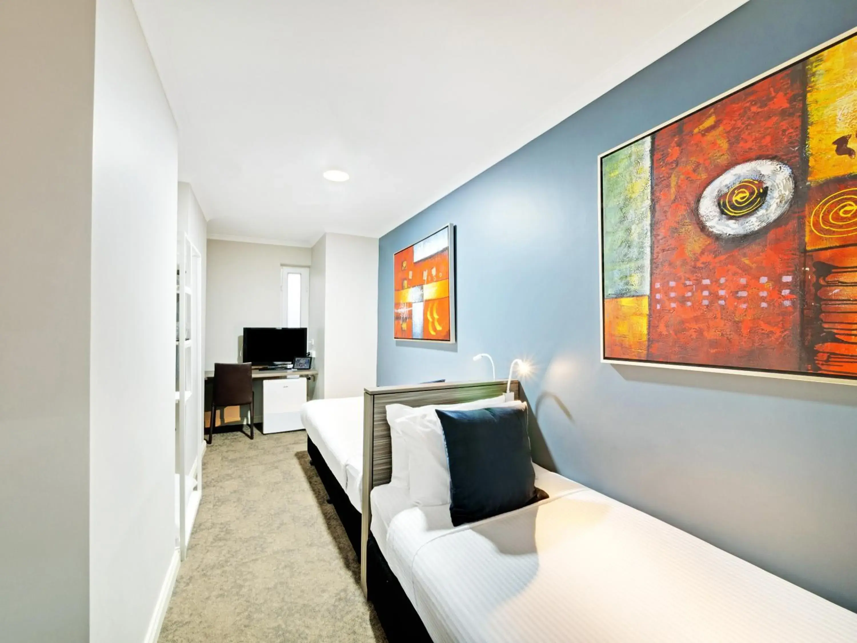 Small Twin Room - No Window in 28 Hotel Small Twin Room - No Window in 28 Hotel