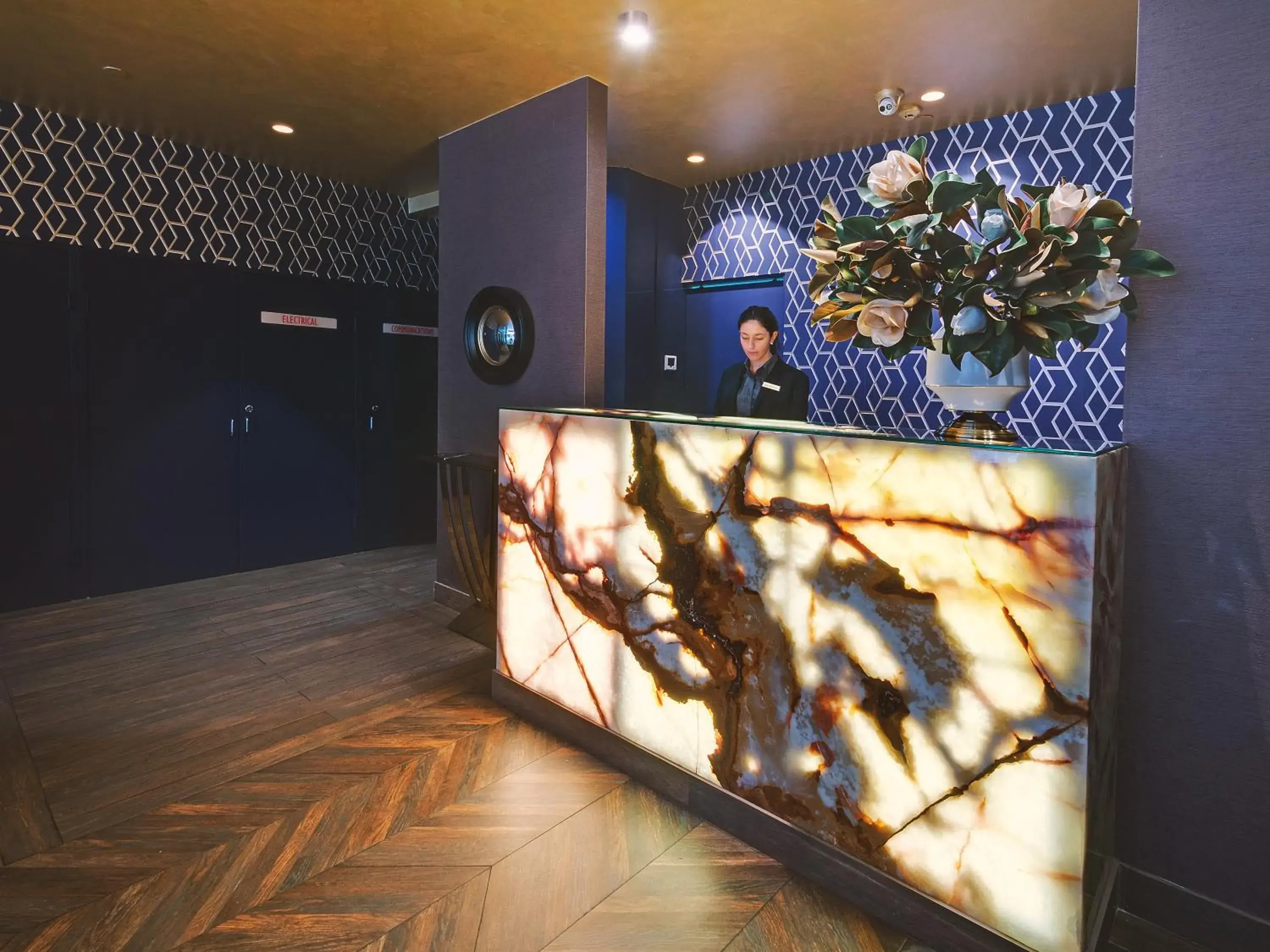 People in 28 Hotel People in 28 Hotel