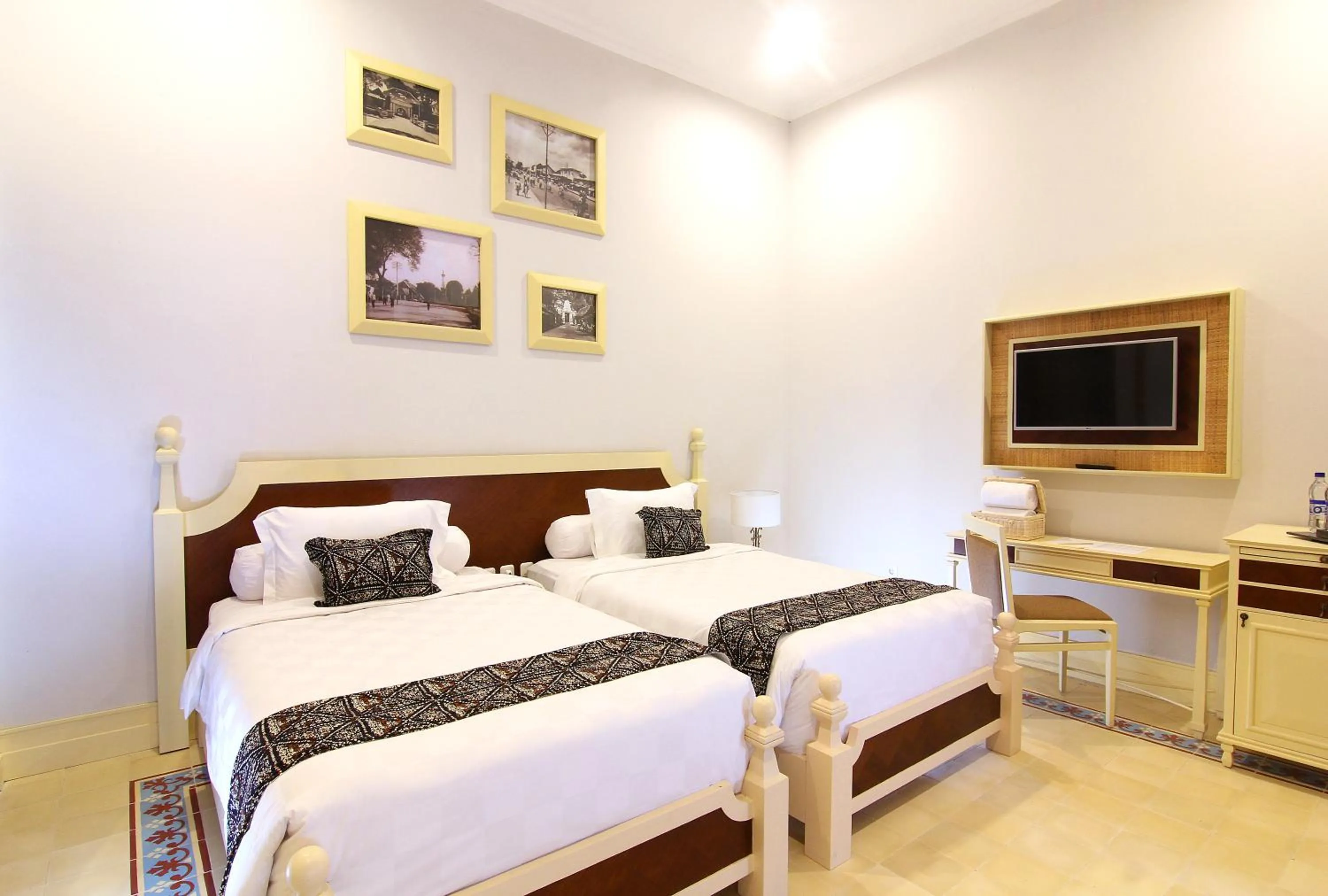 Bed in Java Villas Boutique Hotel & Resto