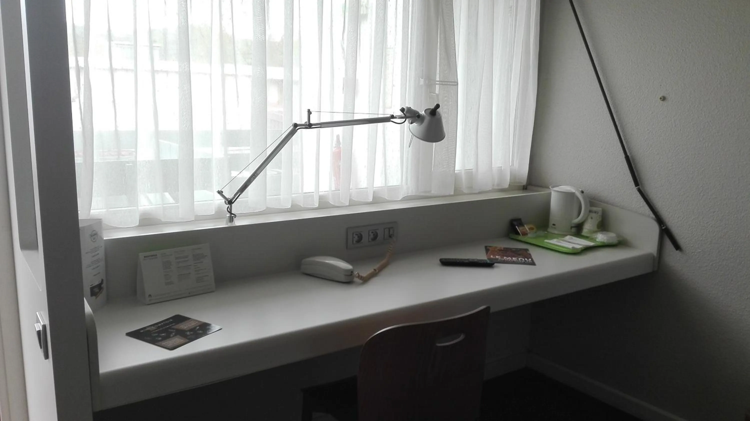 Seating area in Campanile Clermont-Ferrand Sud Issoire