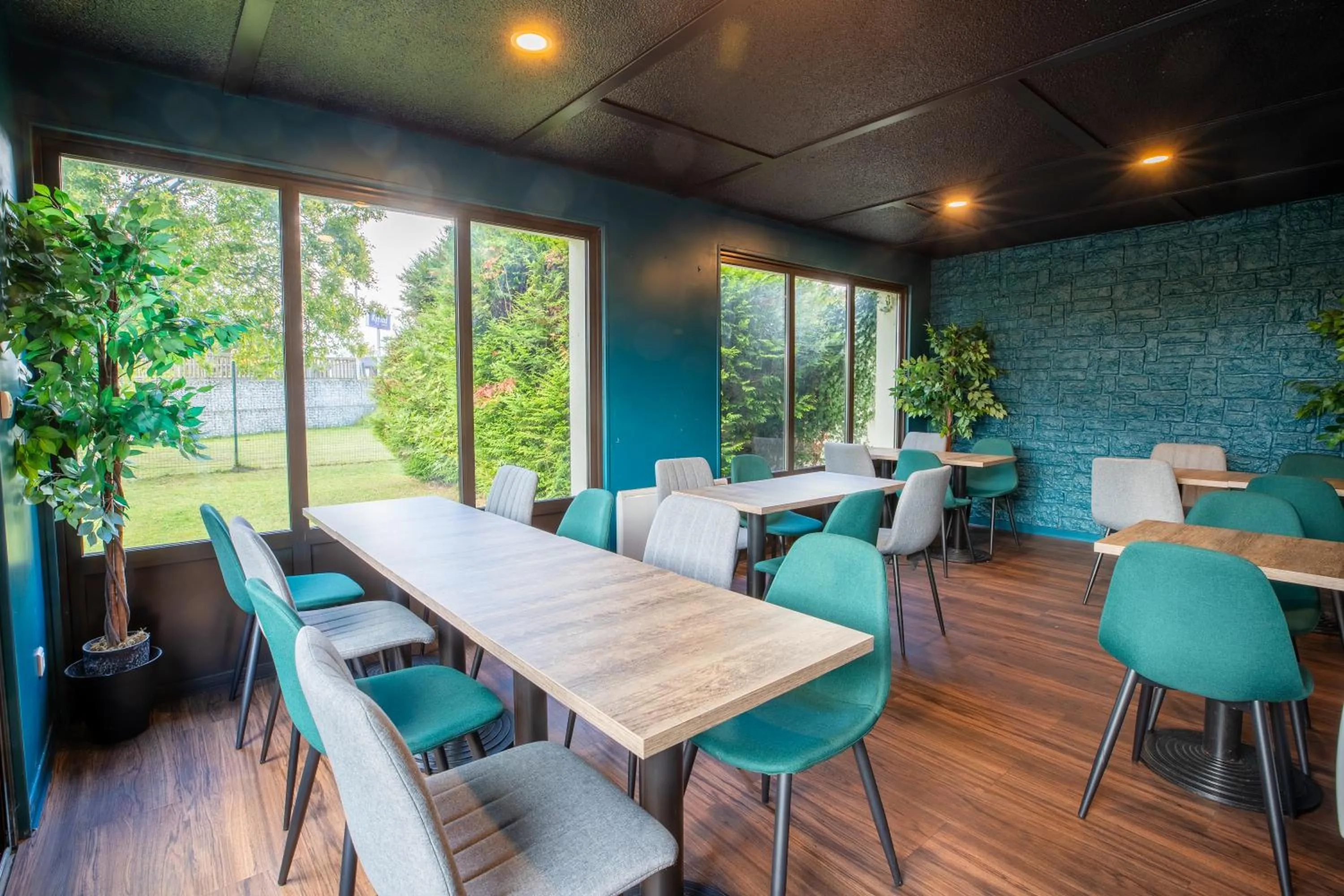 Banquet/Function facilities in Kyriad Direct Laon