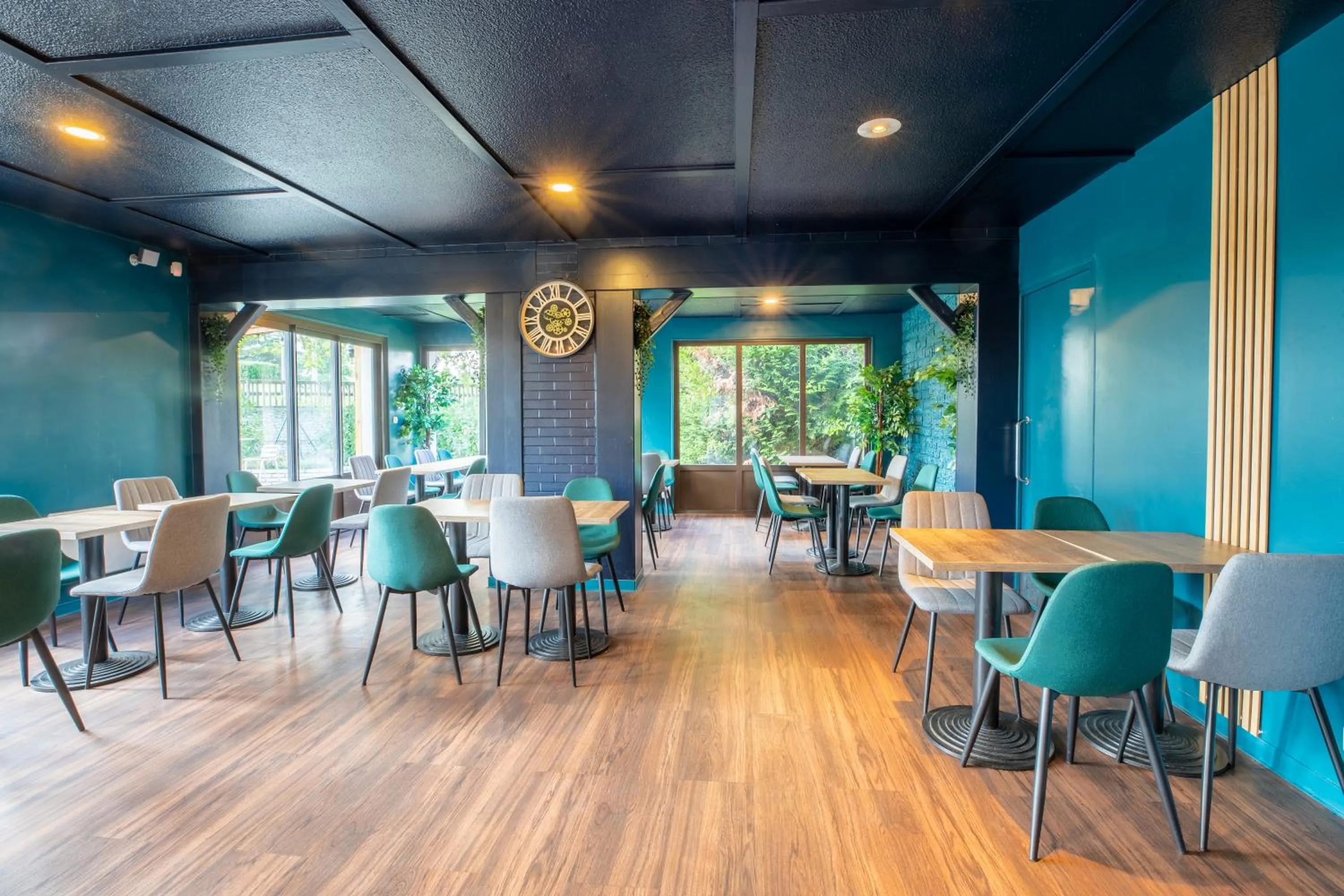 Banquet/Function facilities in Kyriad Direct Laon