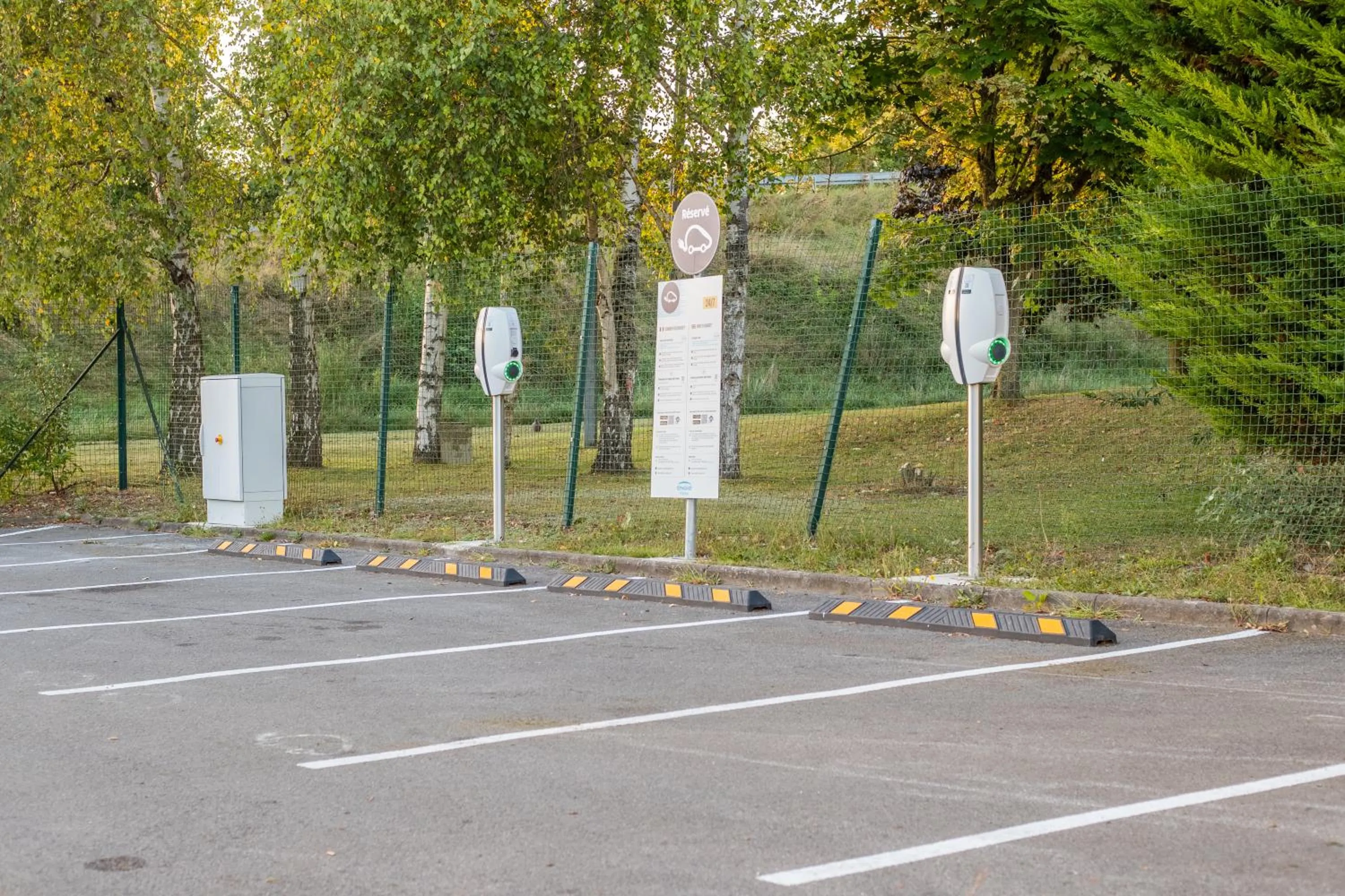 Parking in Kyriad Direct Laon