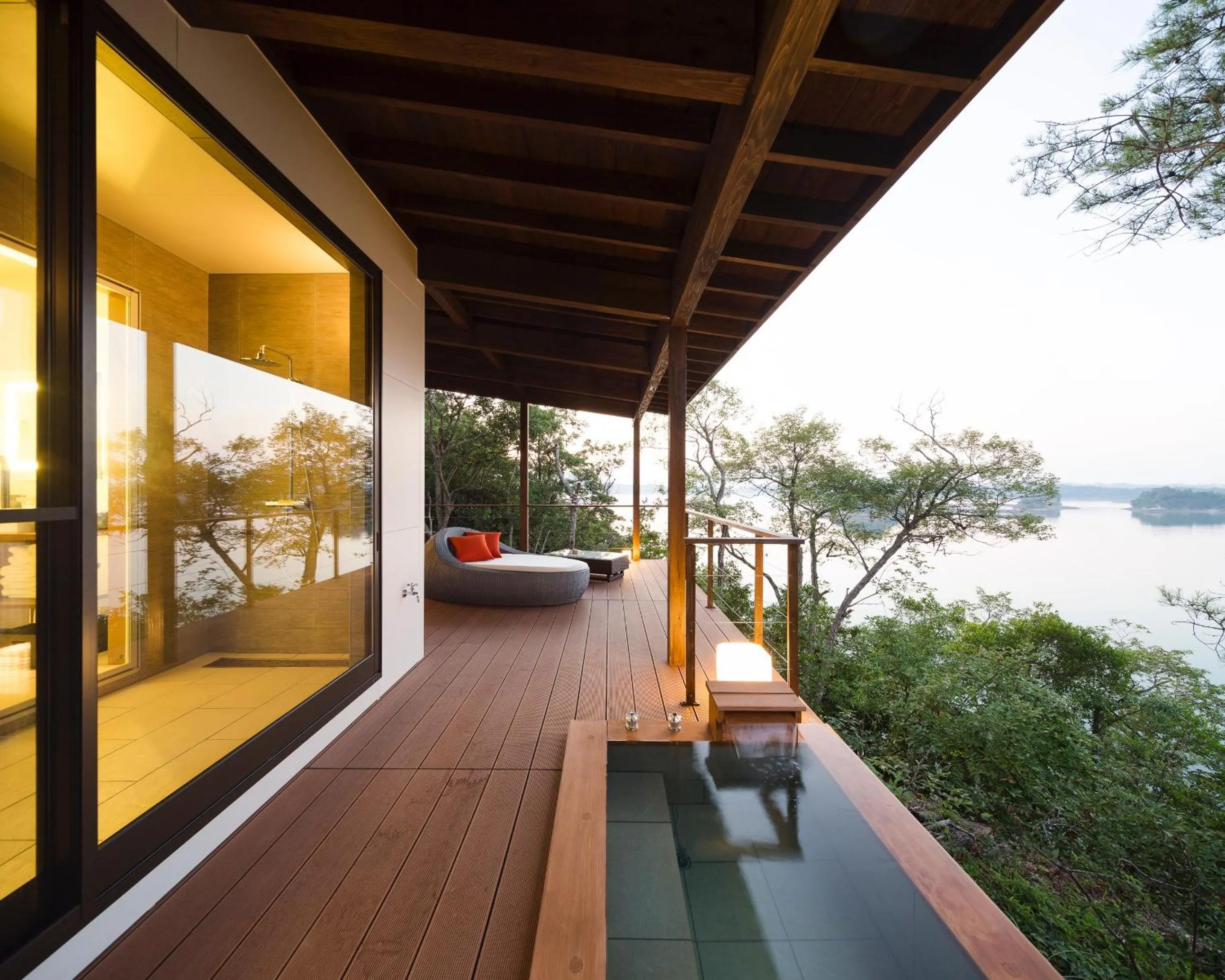 Hot Spring Bath in Amakusa Tenku No Fune