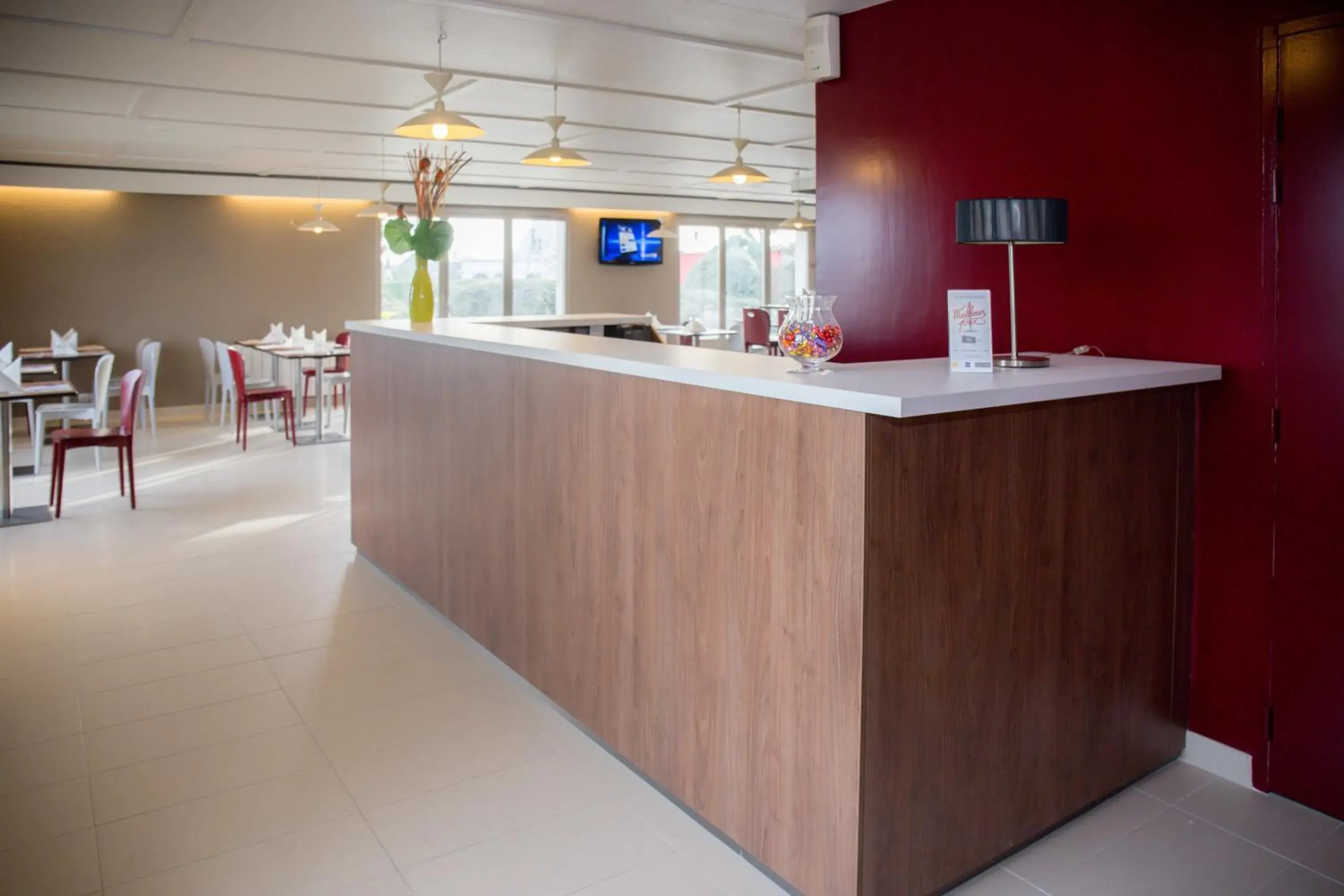 Lobby or reception in Hotel inn Design Laval Lobby or reception in Hotel inn Design Laval