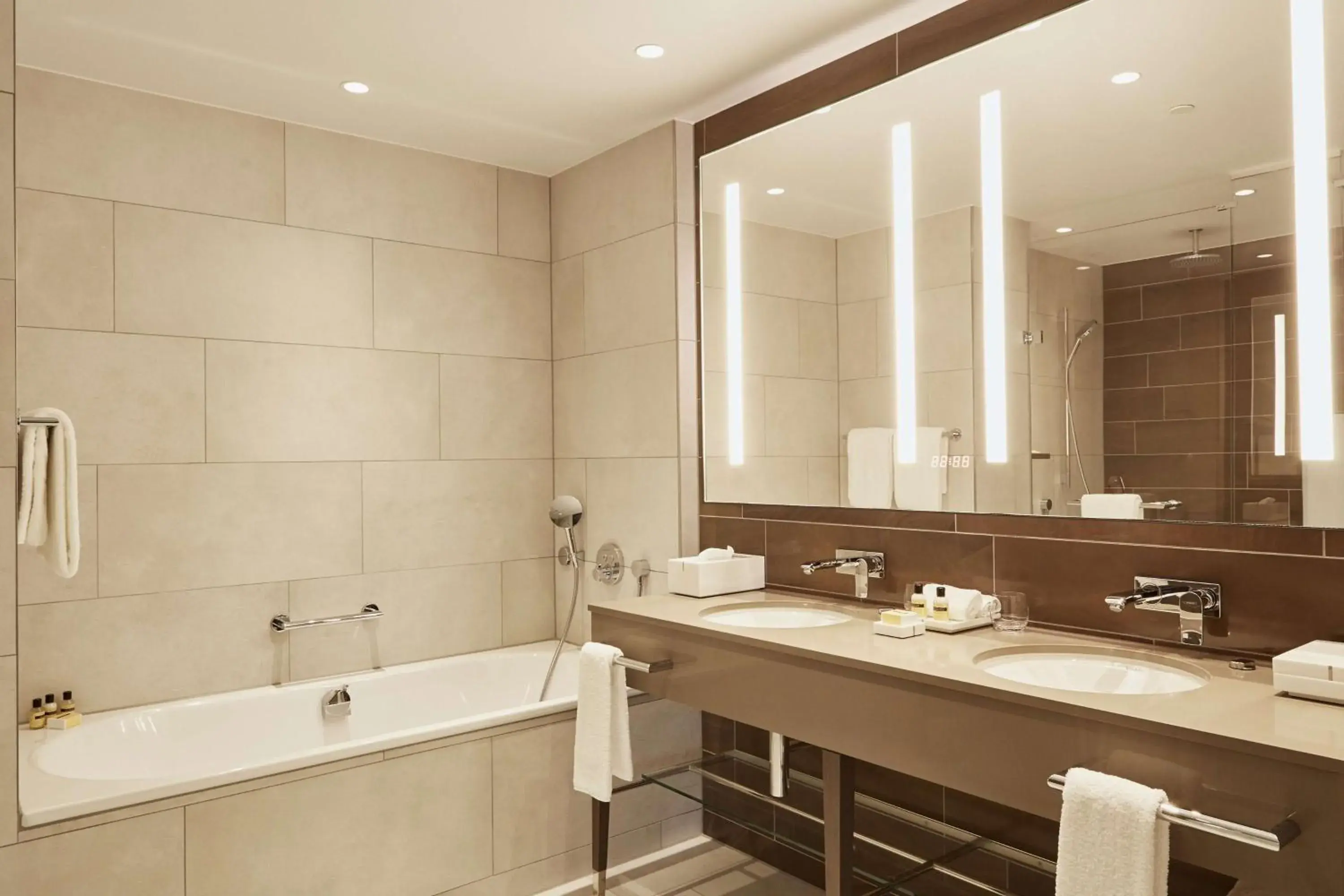 Bathroom in Hyatt Regency Amsterdam Bathroom in Hyatt Regency Amsterdam