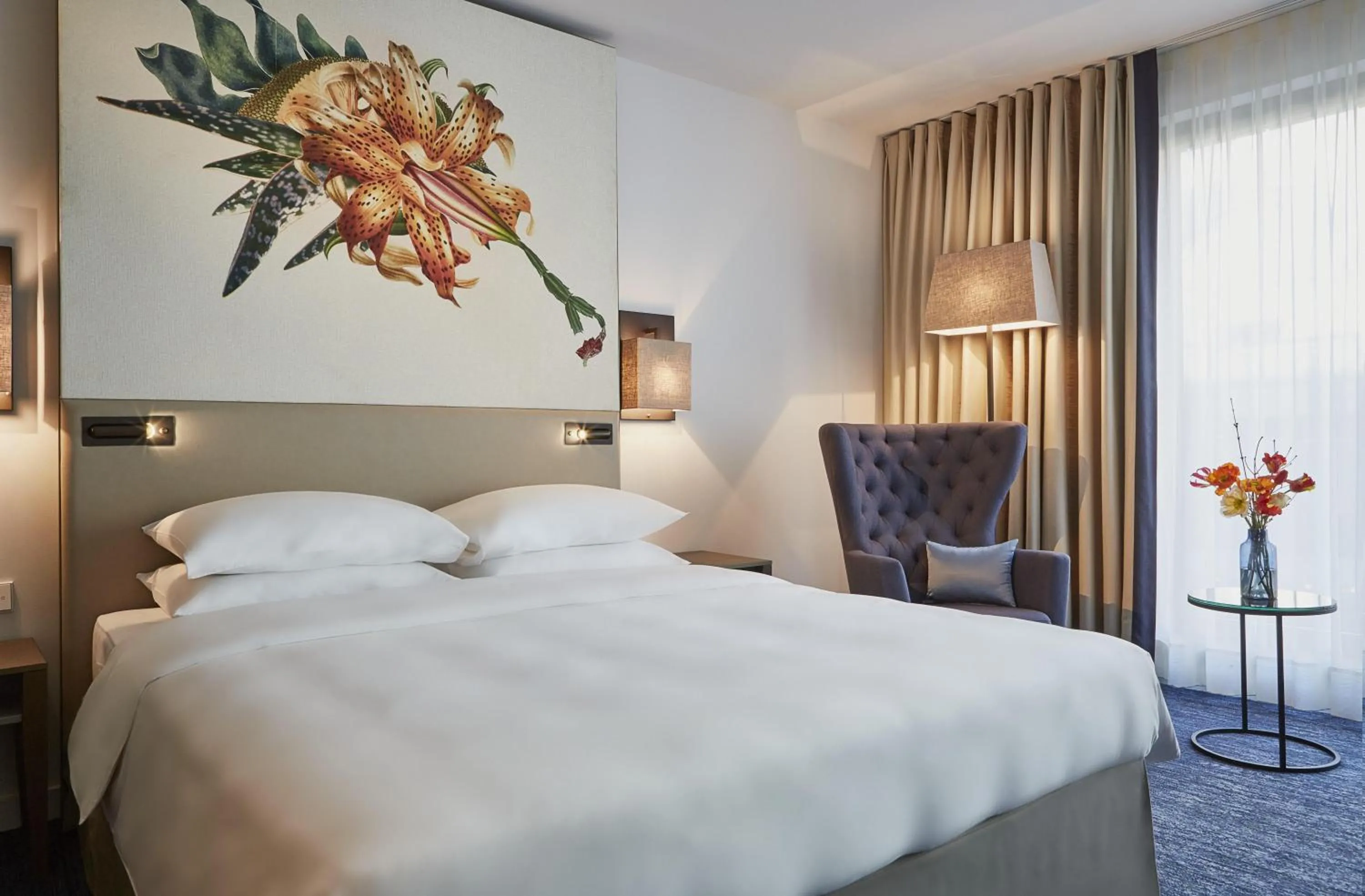 Bedroom, Bed in Hyatt Regency Amsterdam