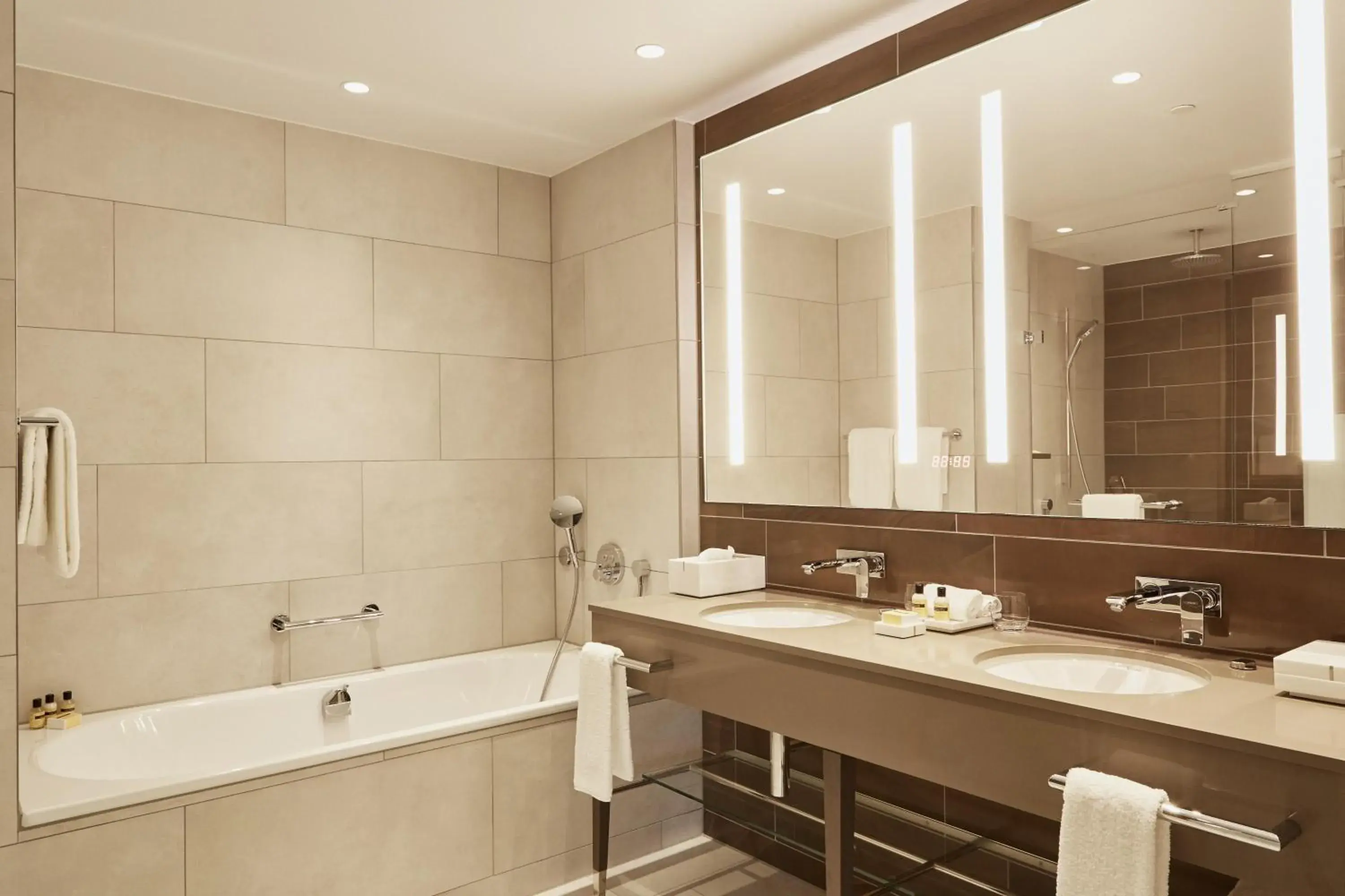 Bathroom in Hyatt Regency Amsterdam Bathroom in Hyatt Regency Amsterdam