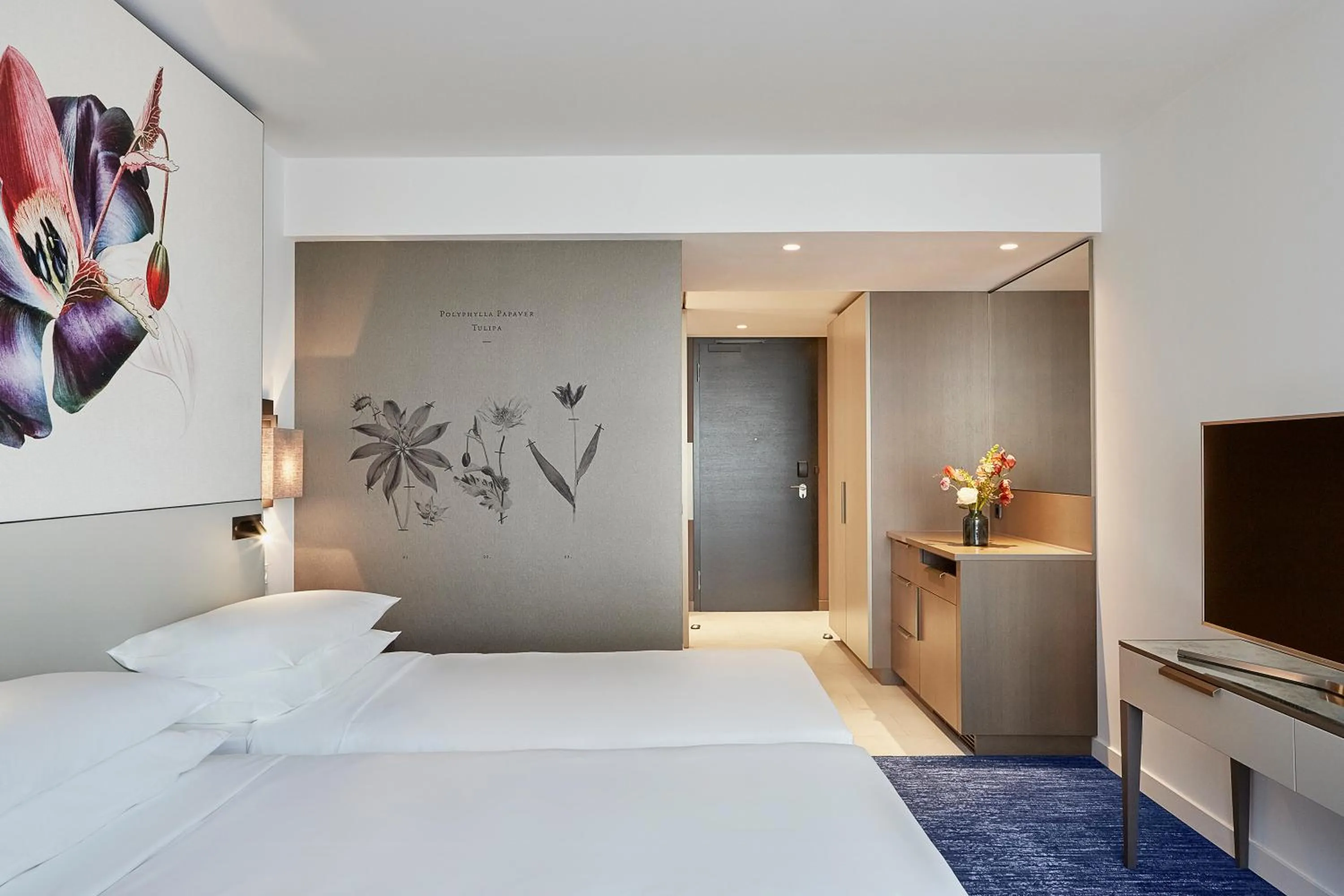 Bed in Hyatt Regency Amsterdam