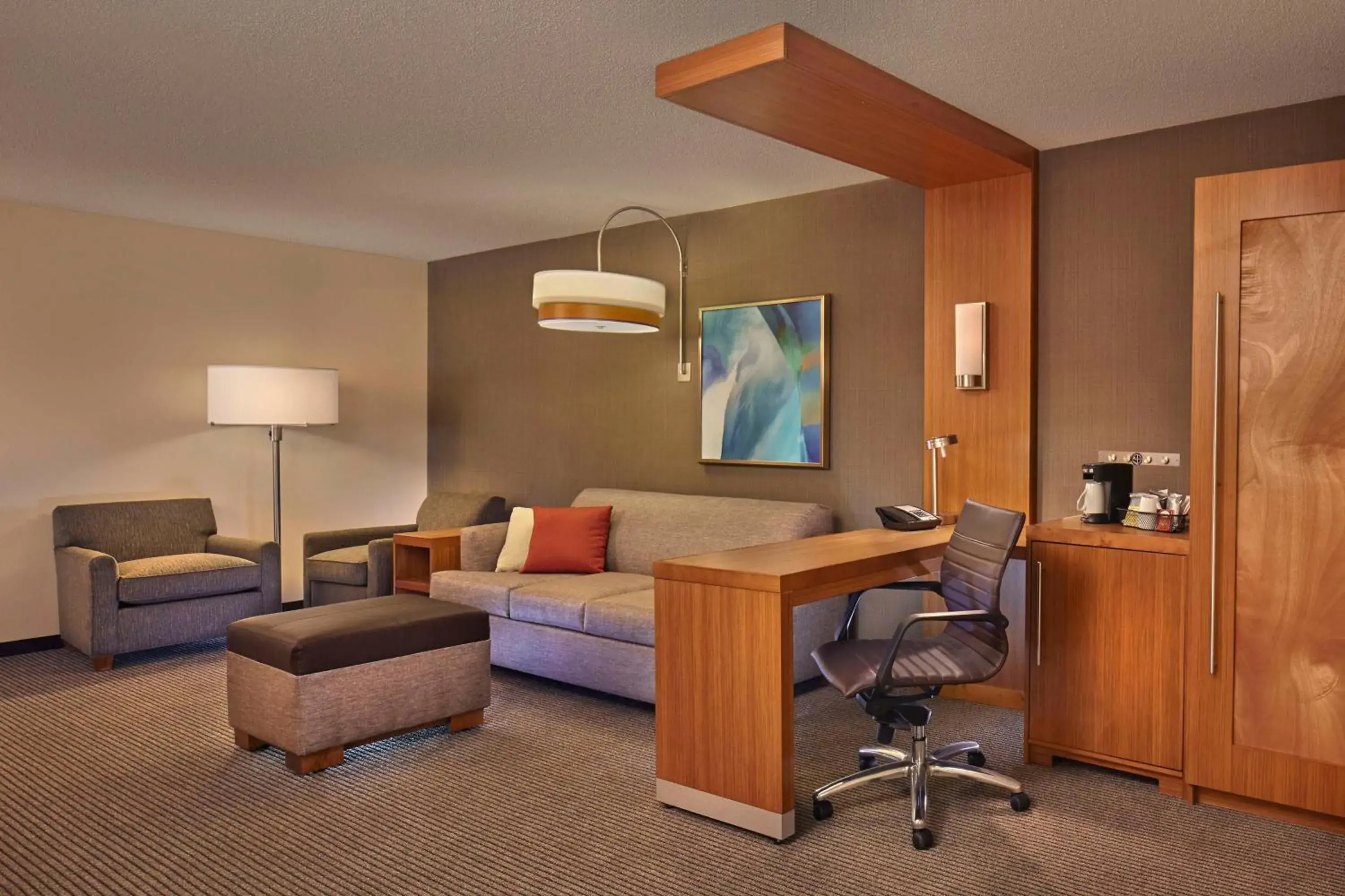 Photo of the whole room in Hyatt Place State College Photo of the whole room in Hyatt Place State College