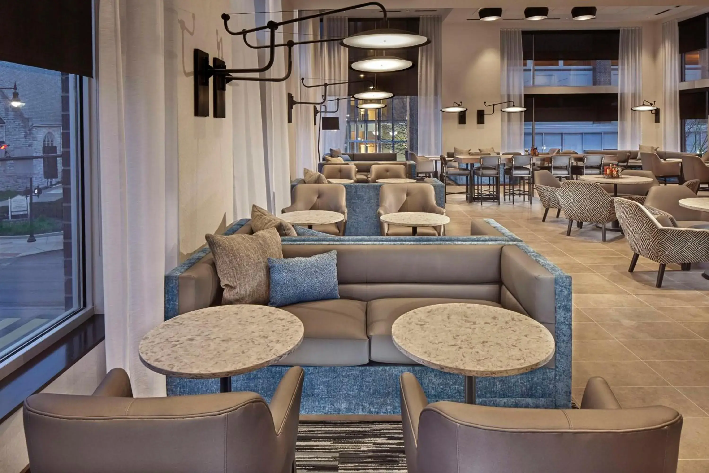 Lounge or bar in Hyatt Place State College Lounge or bar in Hyatt Place State College