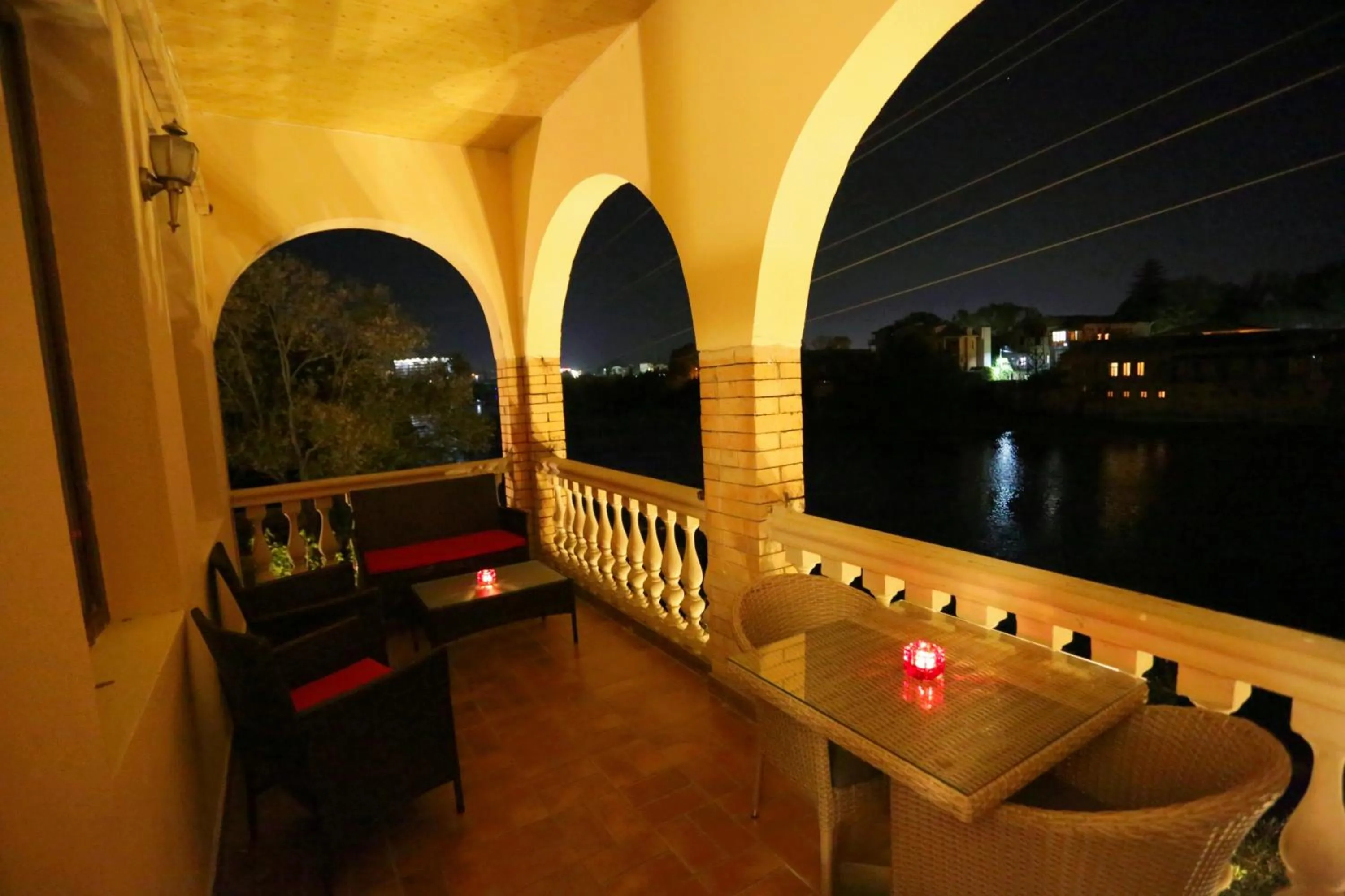 Balcony/Terrace in Sanapiro Hotel