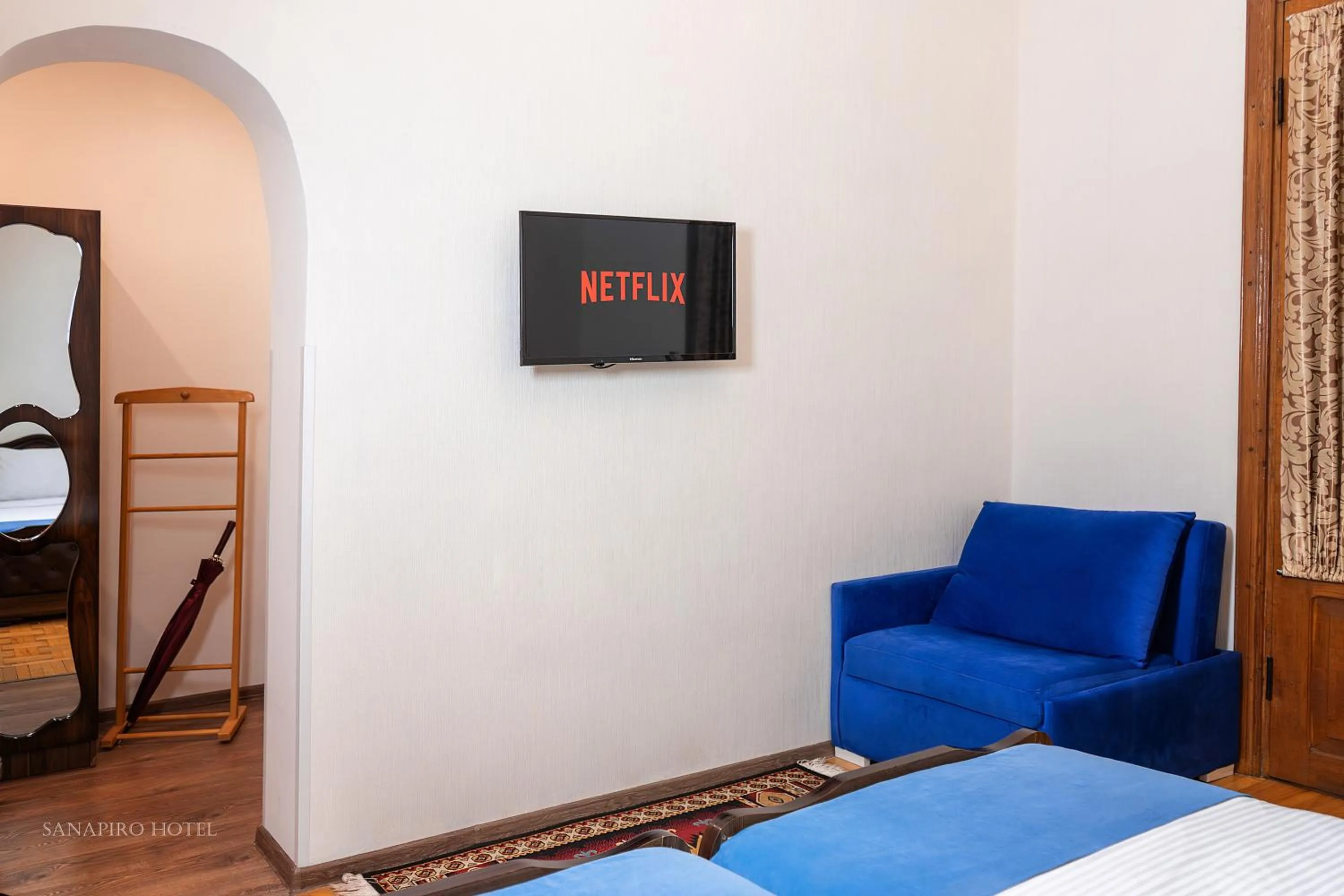 Bed in Sanapiro Hotel