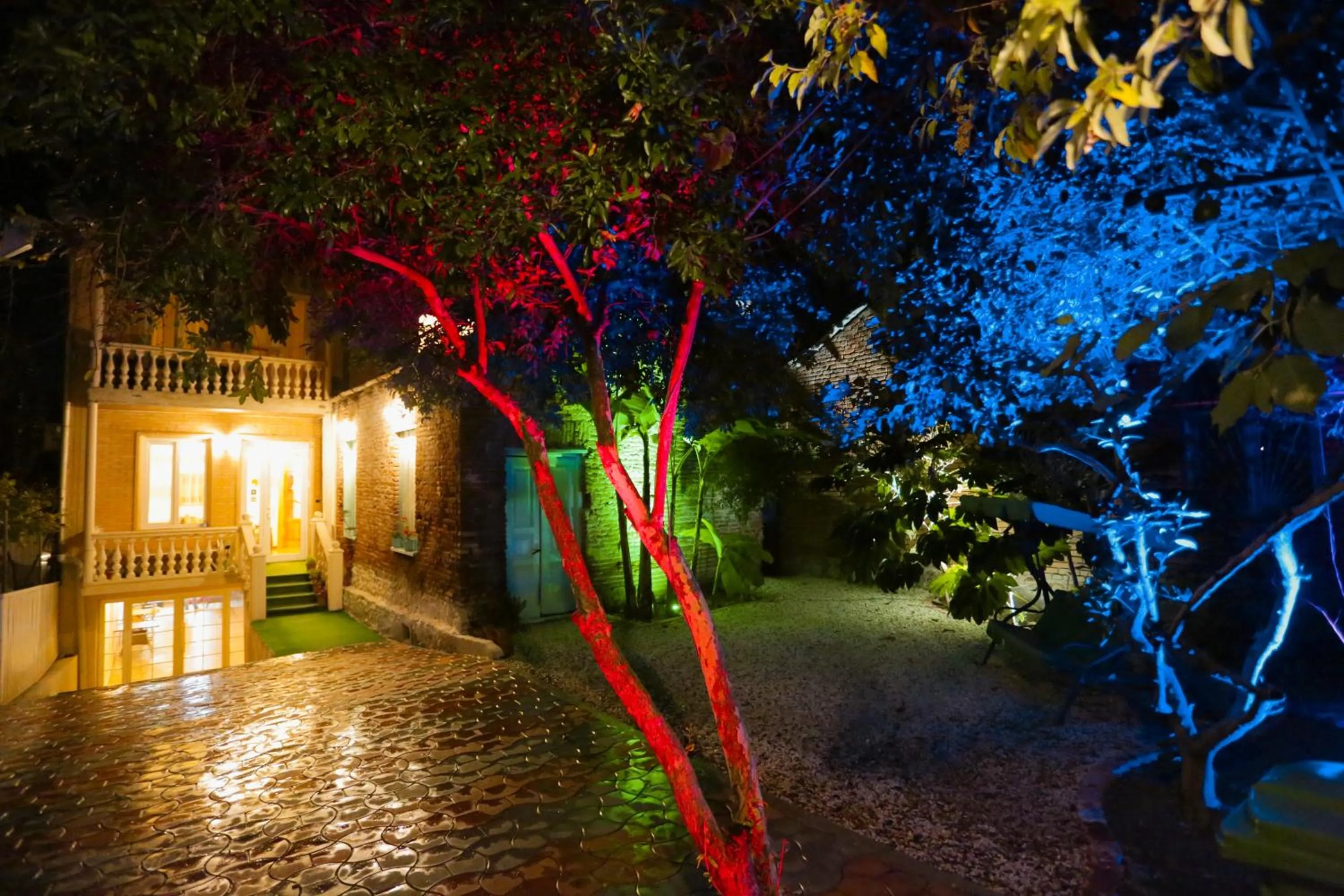 Property building in Sanapiro Hotel