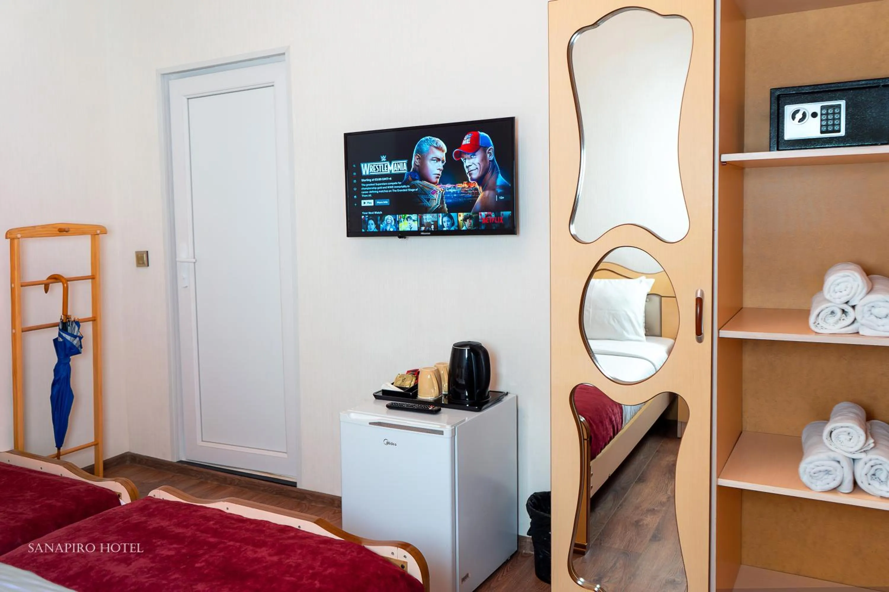 Bed in Sanapiro Hotel