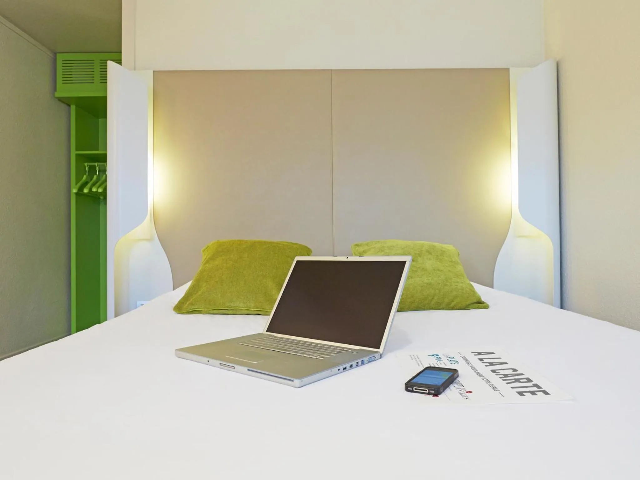 Bed in Campanile Lens