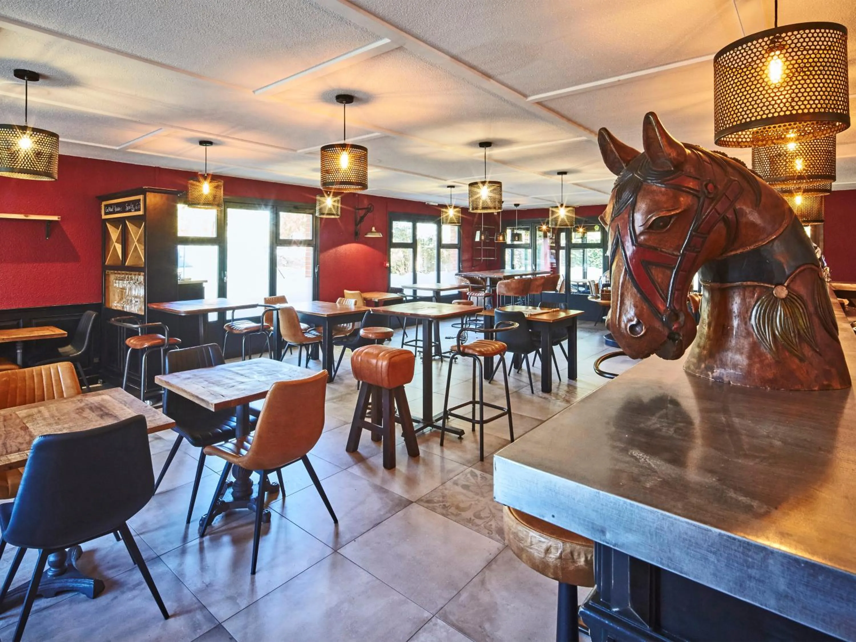 Restaurant/places to eat in Kyriad Lille Est - Hem