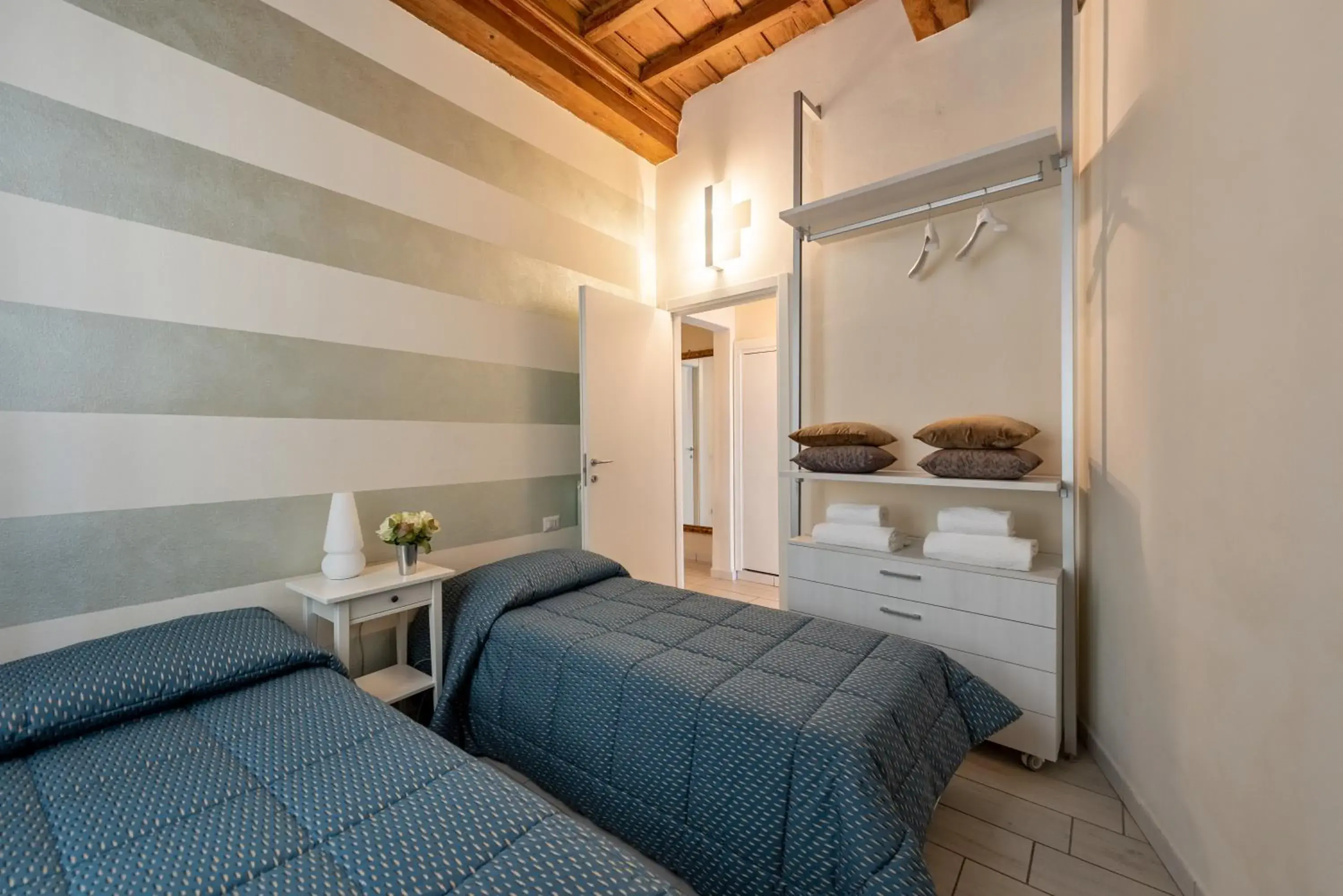 Bedroom, Bed in Windows On Florence Bedroom, Bed in Windows On Florence