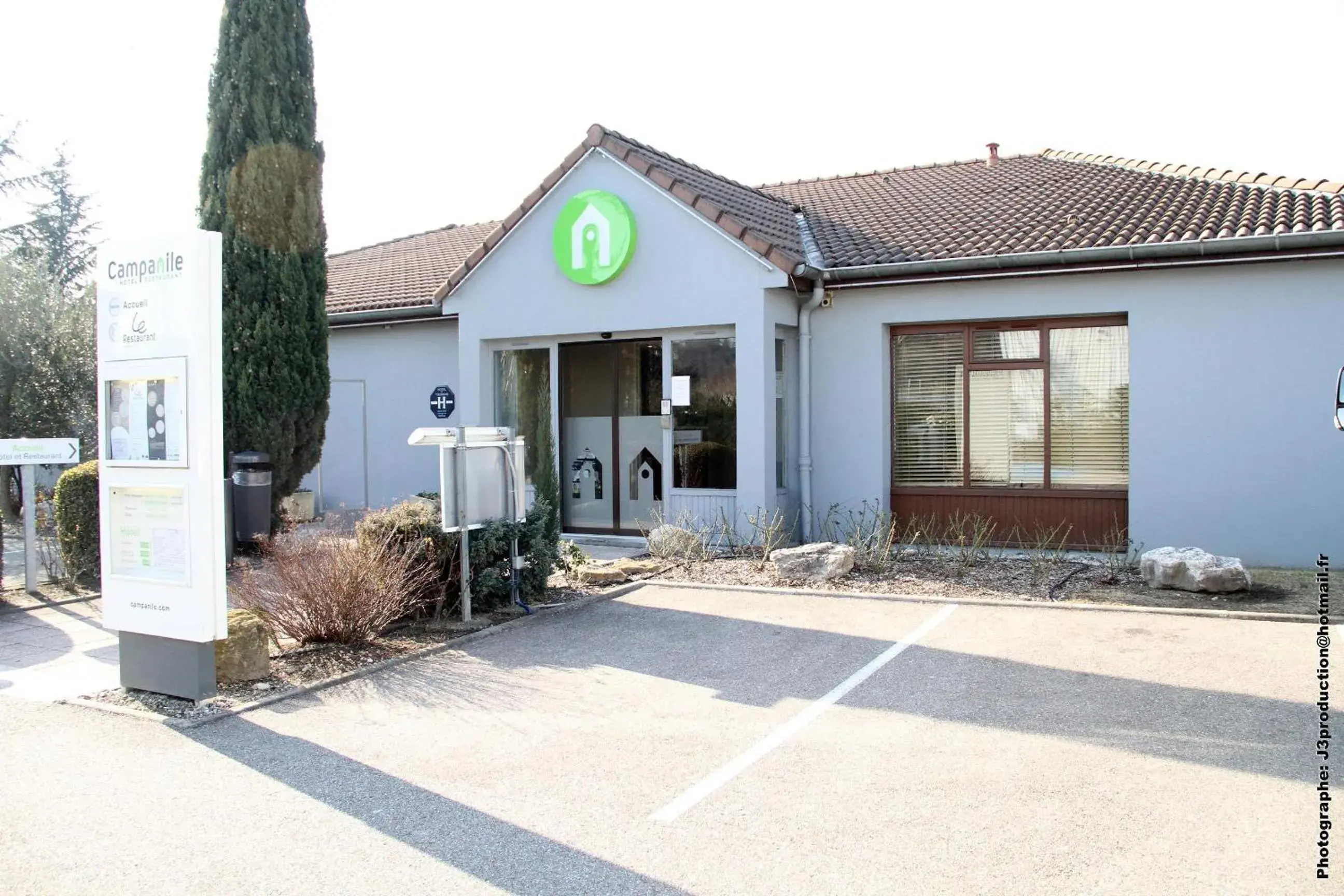Property building in Campanile Lyon Sud Feyzin Property building in Campanile Lyon Sud Feyzin