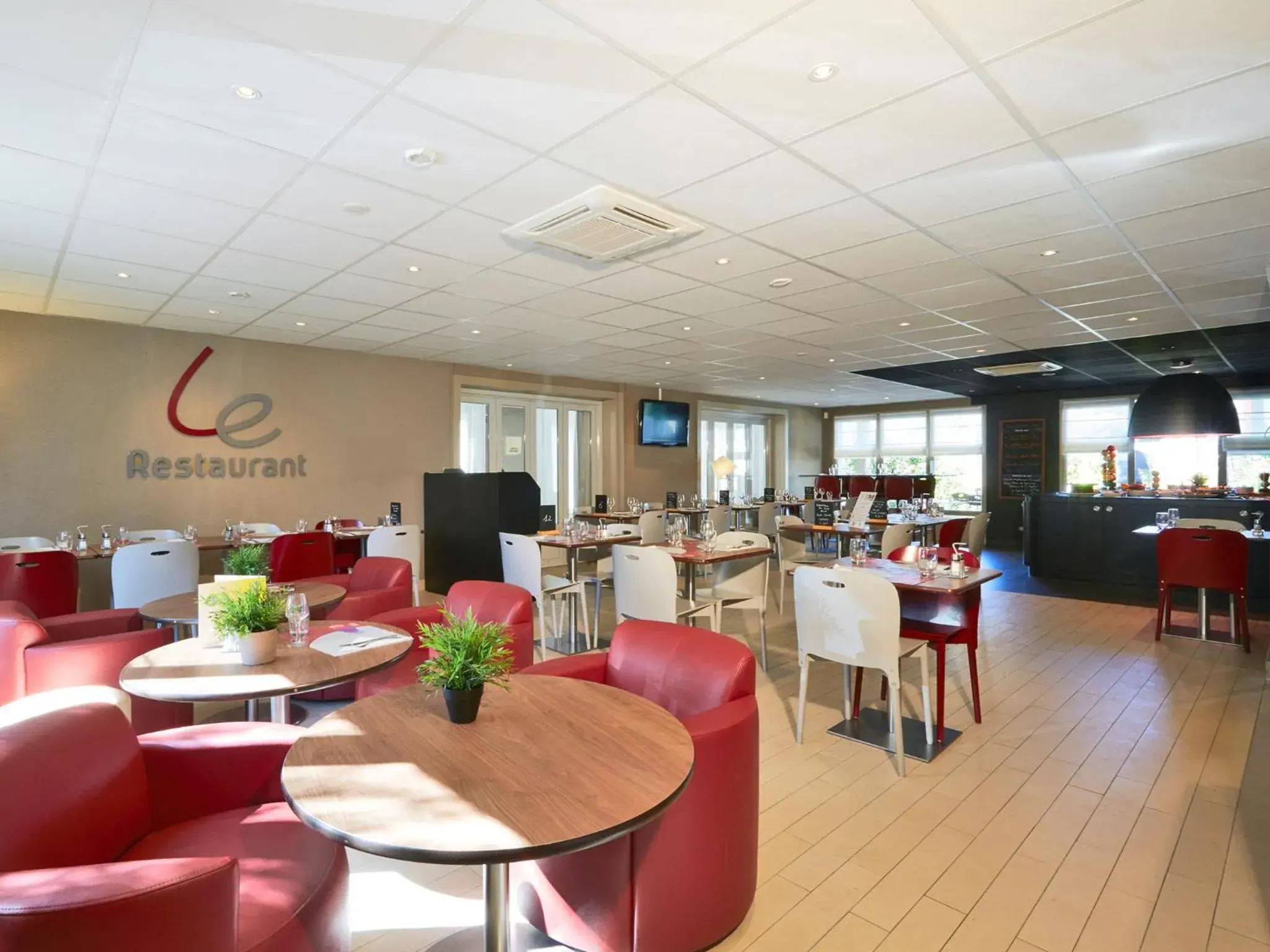 Restaurant/places to eat in Campanile Lyon Sud Feyzin Restaurant/places to eat in Campanile Lyon Sud Feyzin