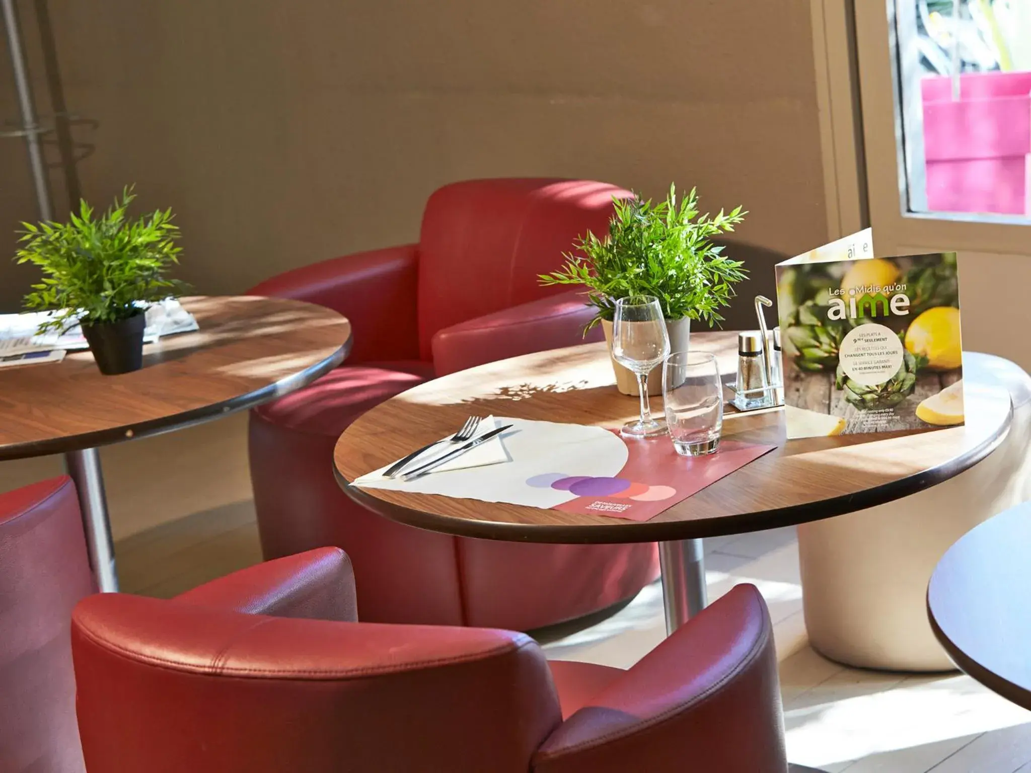 Restaurant/places to eat in Campanile Lyon Sud Feyzin Restaurant/places to eat in Campanile Lyon Sud Feyzin