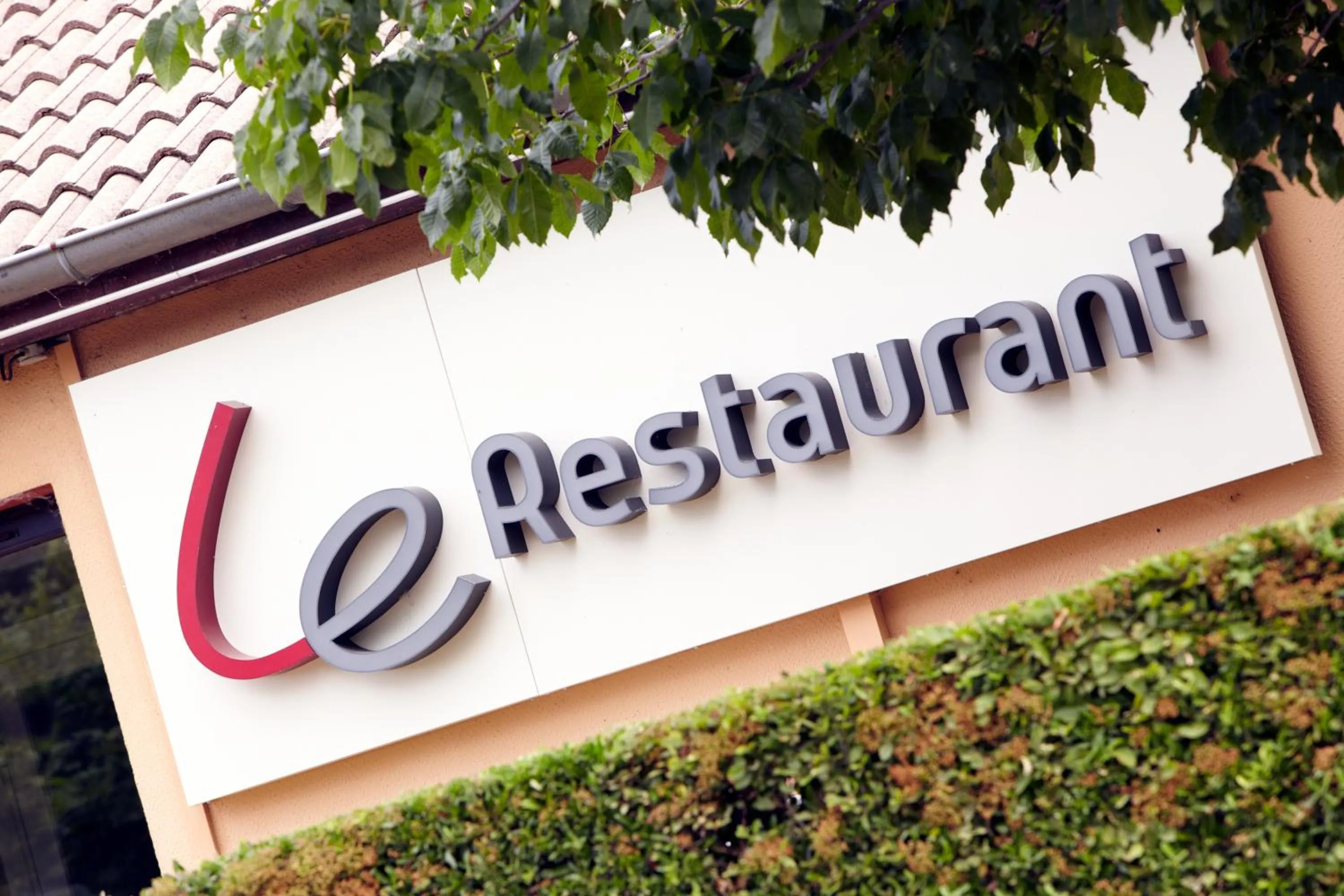 Restaurant/places to eat in Campanile Lyon Sud Feyzin