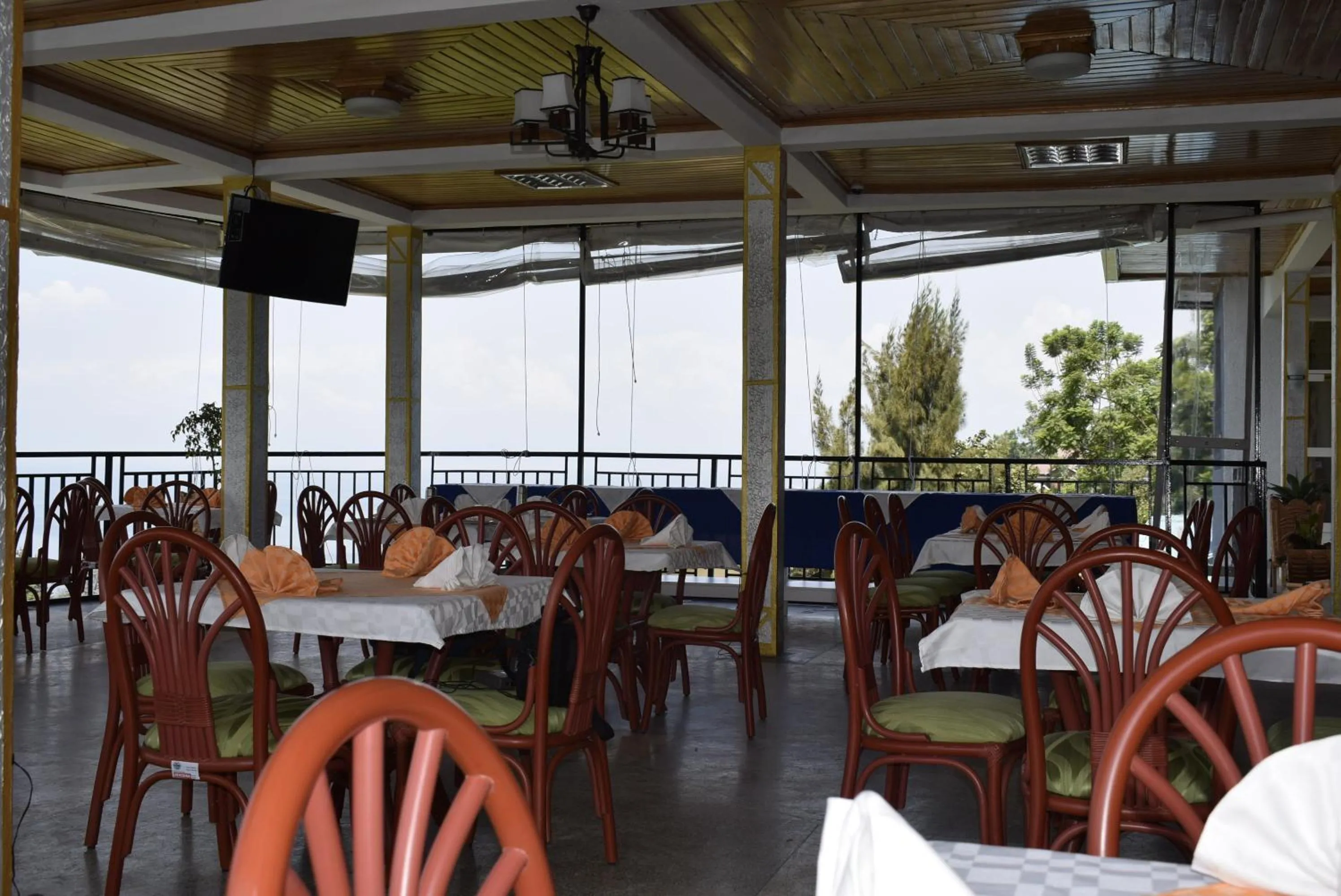 Restaurant/places to eat in Kivu Peace View Hotel