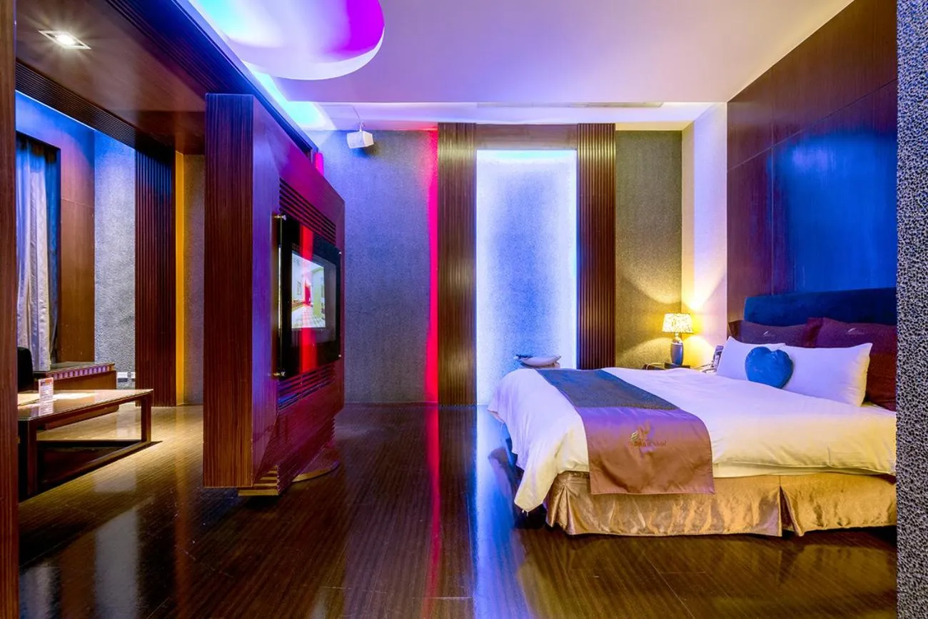 Bed in Norway Forest Villa Motel