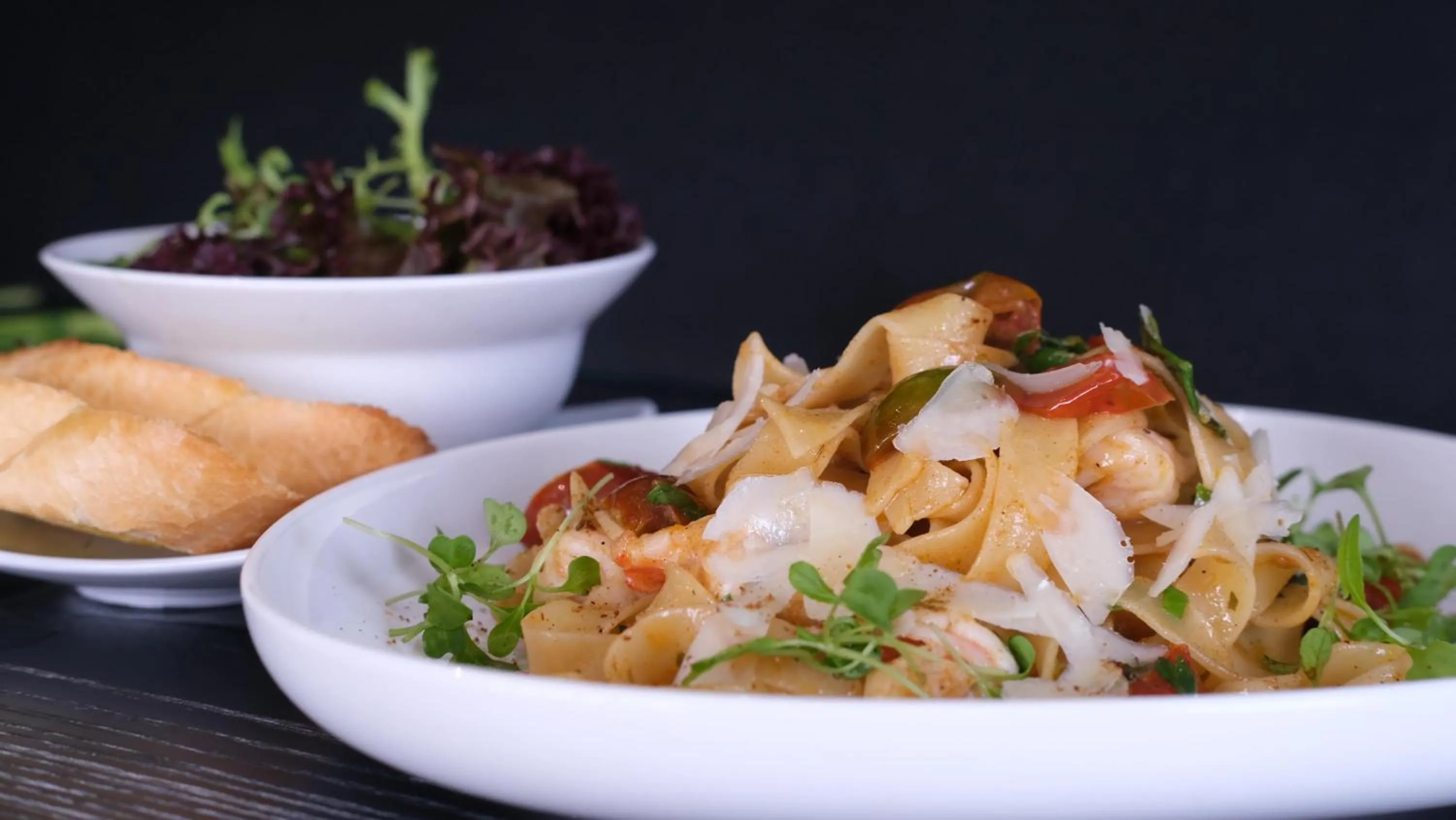 Restaurant/places to eat in The Bloom Classic - An Excellent Blend of Cozy Living and Urban Relaxation