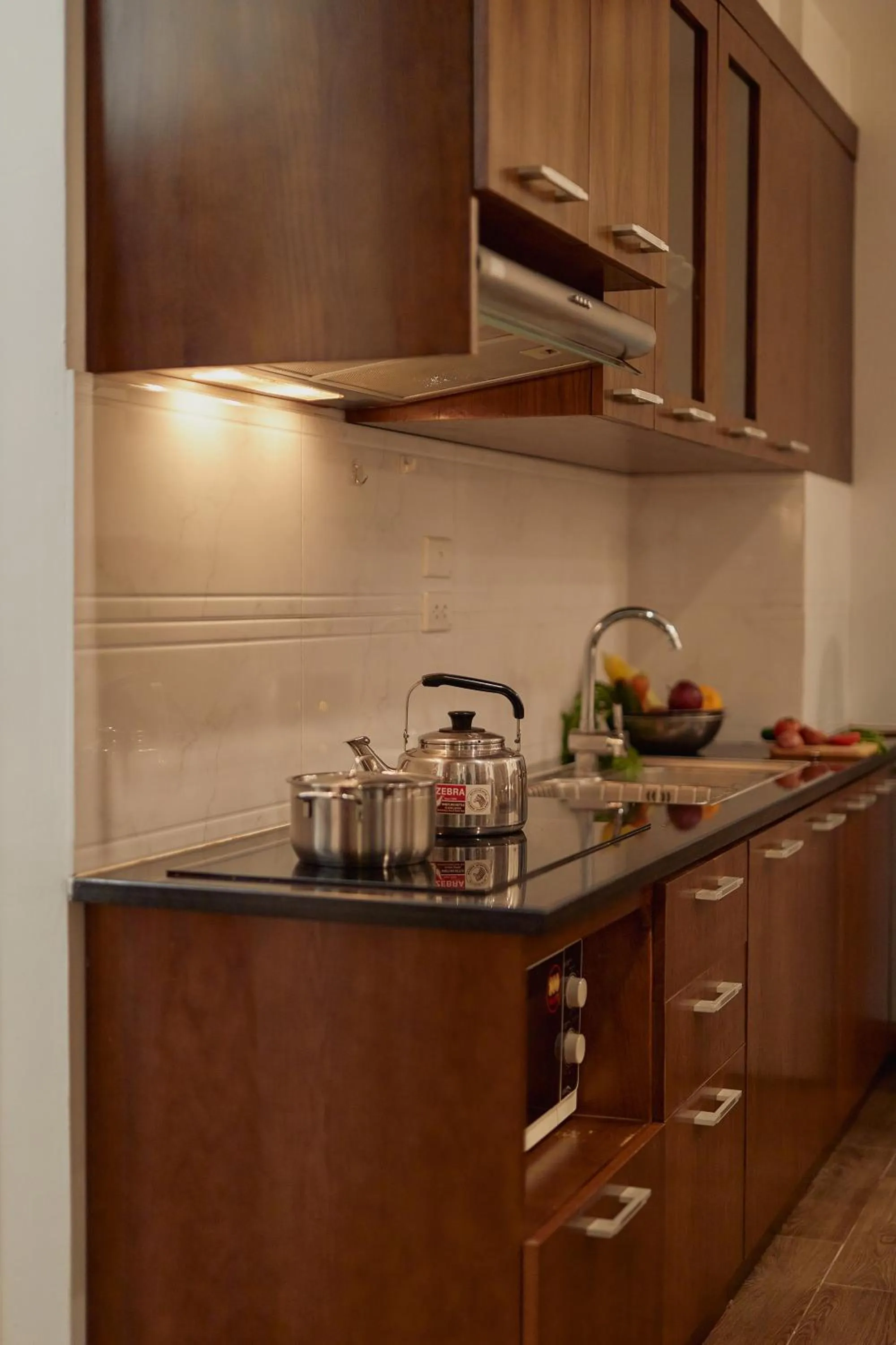 Kitchen or kitchenette in The Bloom Classic - An Excellent Blend of Cozy Living and Urban Relaxation