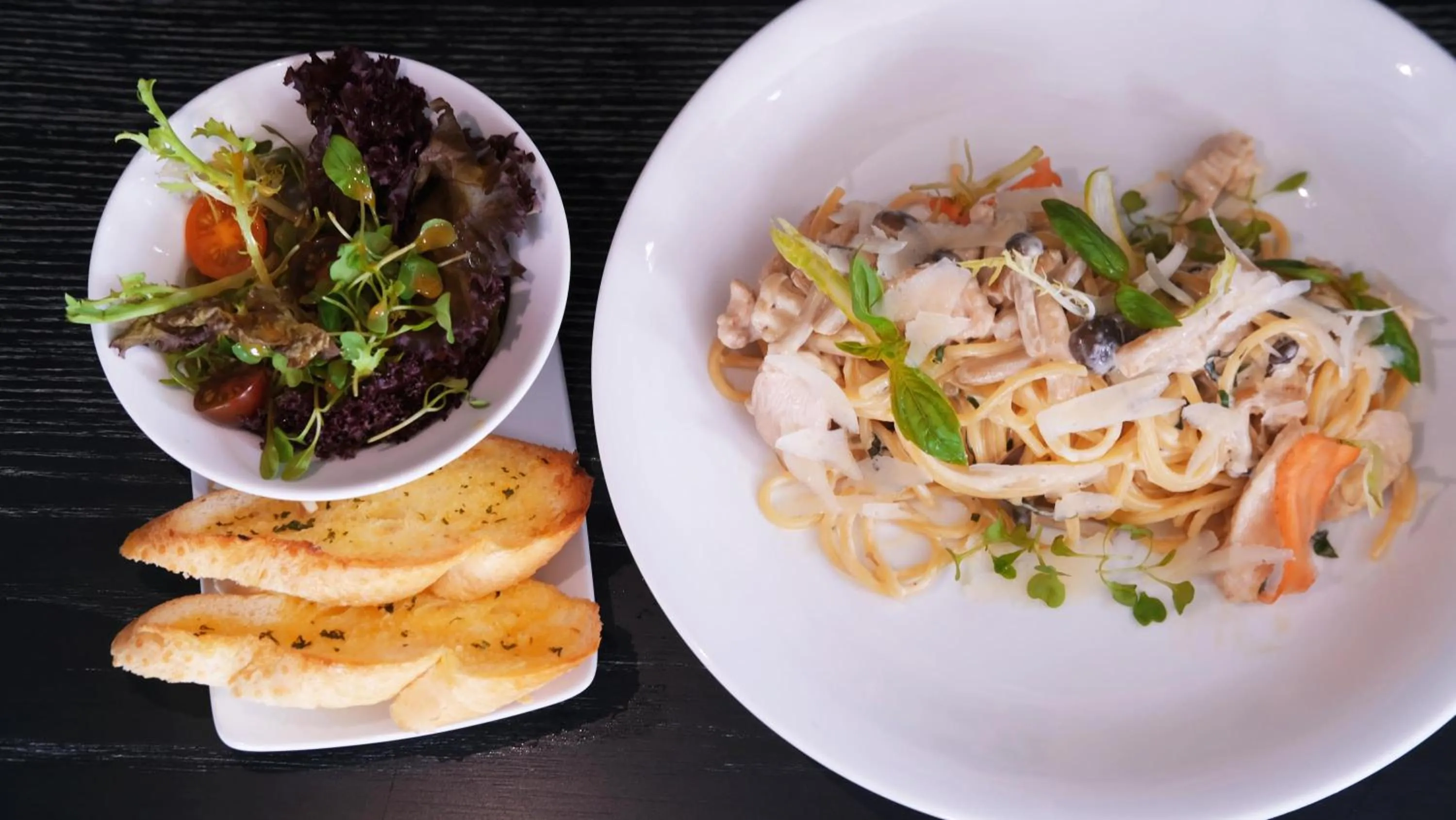 The Bloom Classic - An Excellent Blend of Cozy Living and Urban Relaxation