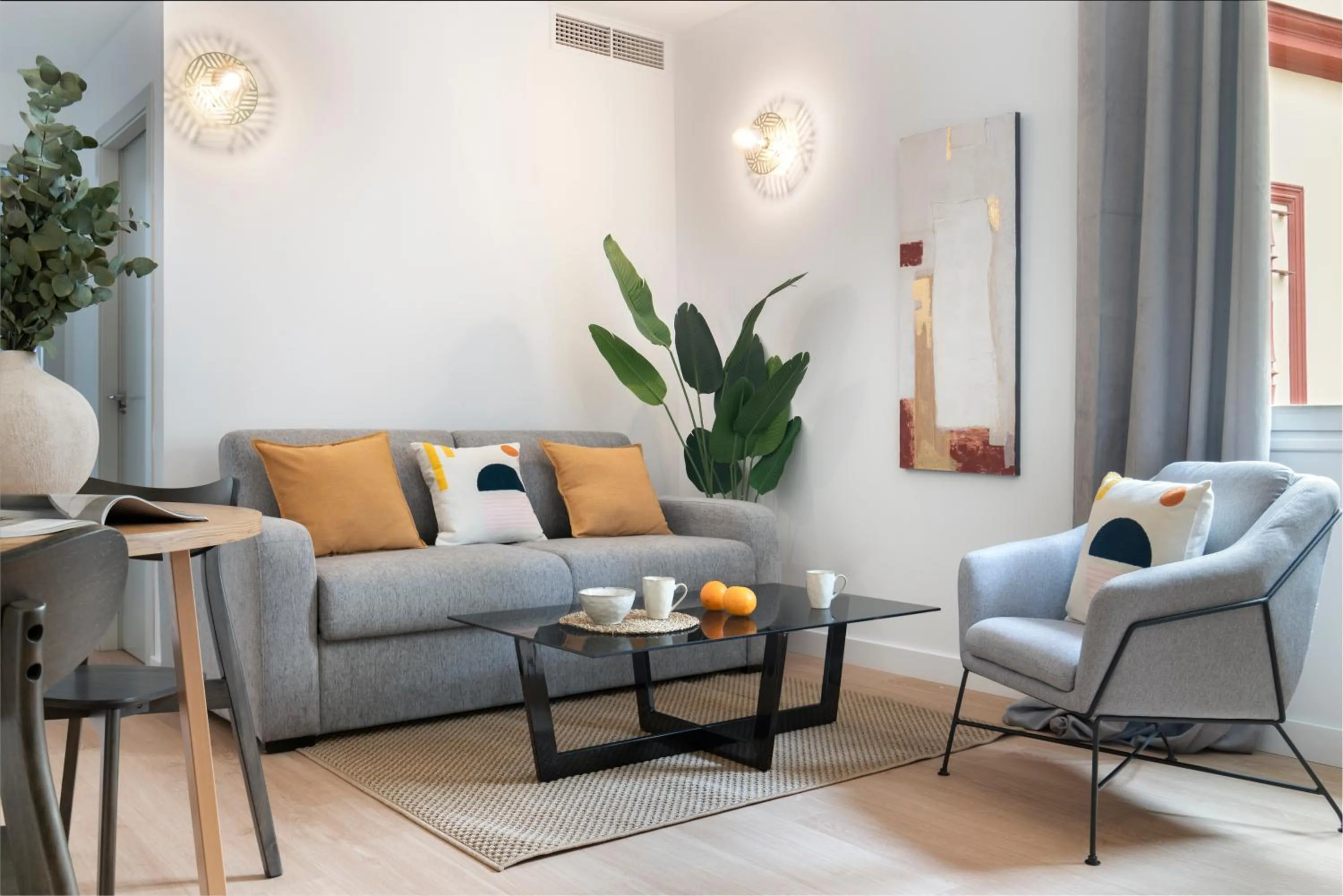 Suites Maestranza - Santas Patronas by Magno Apartments