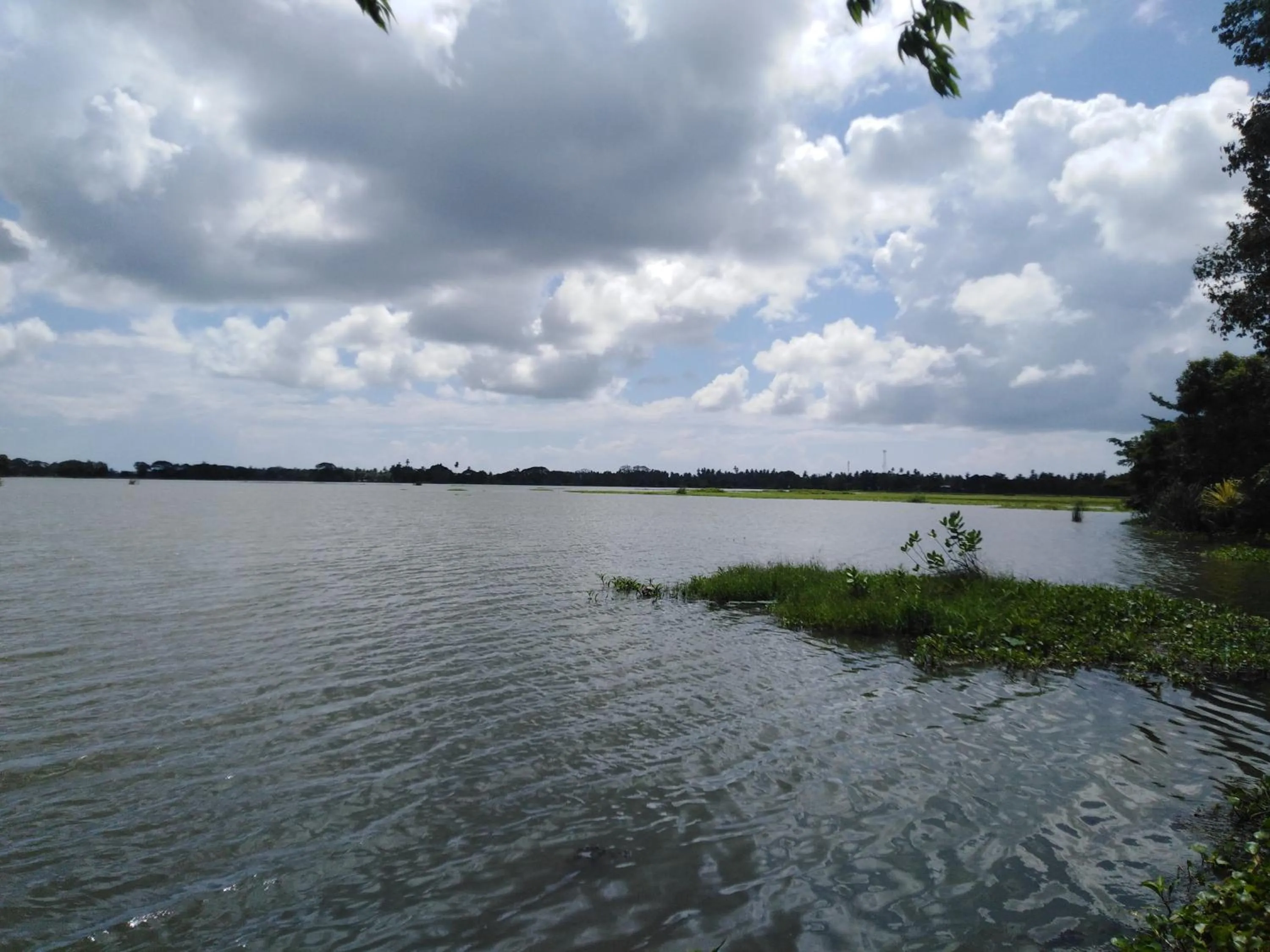 Day in LakeSide Cabana Tissamaharama