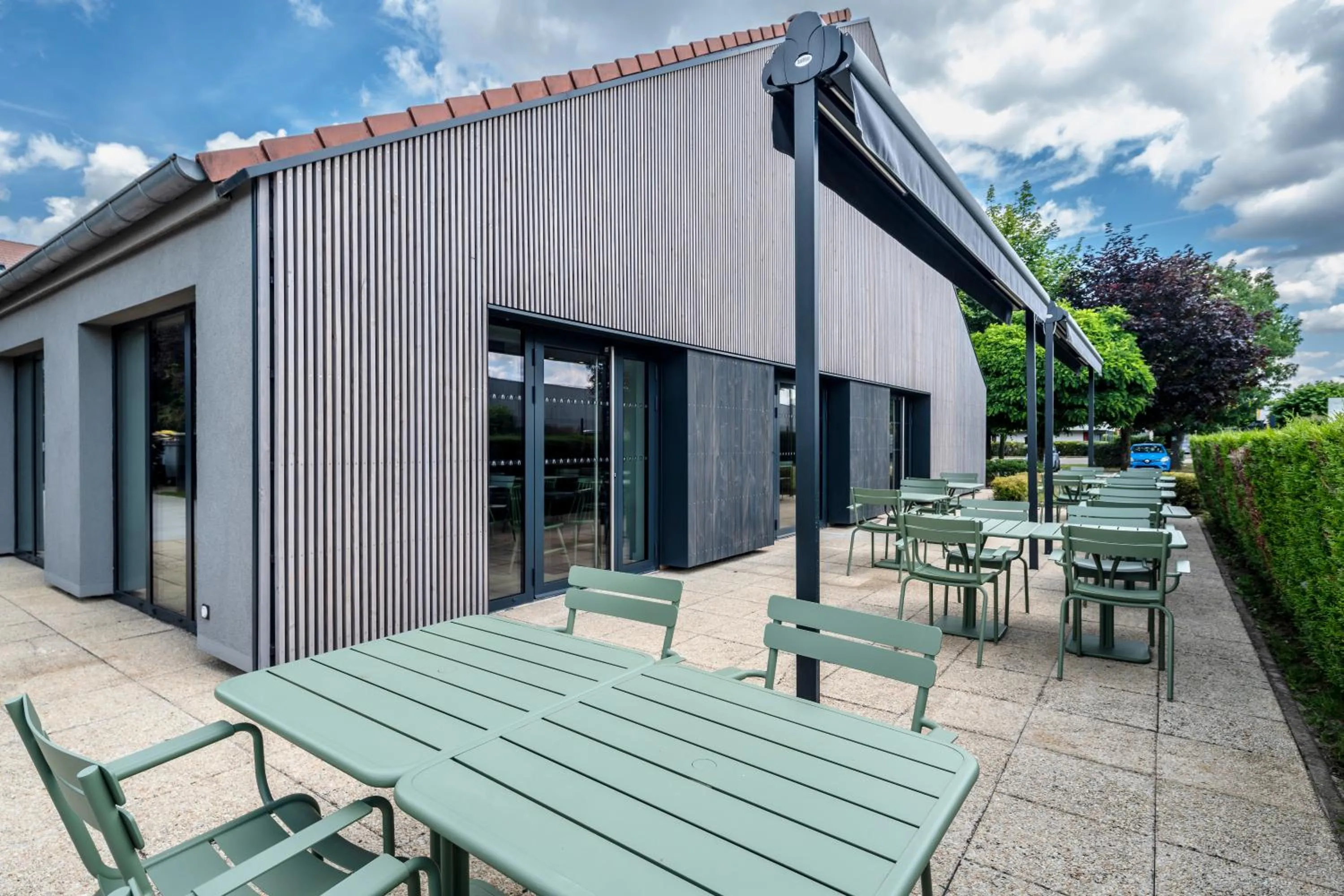 Patio in Campanile Metz Sud Jouy-Aux-Arches A31 Carrefour de l'Europe