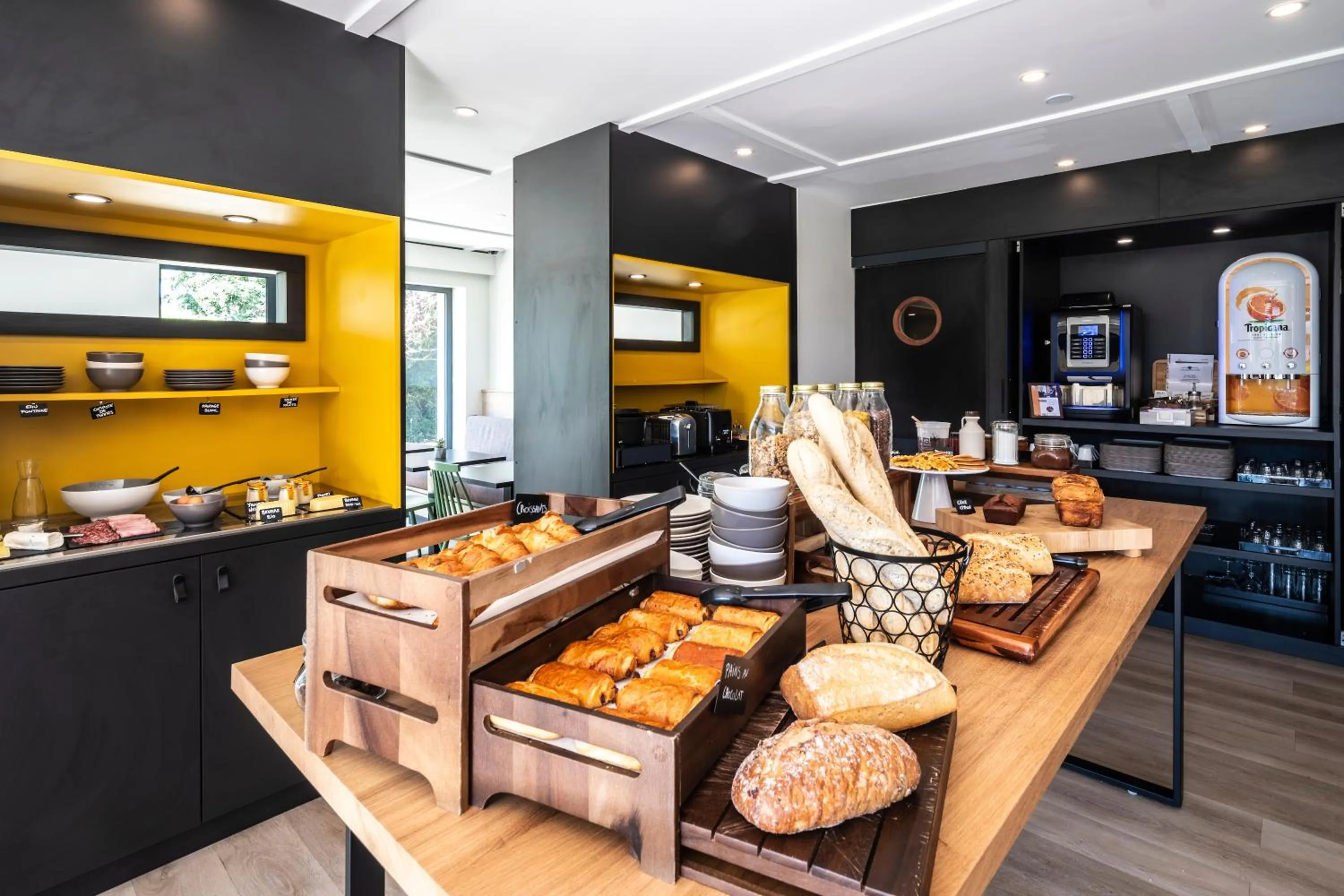 Food in Campanile Metz Sud Jouy-Aux-Arches A31 Carrefour de l'Europe