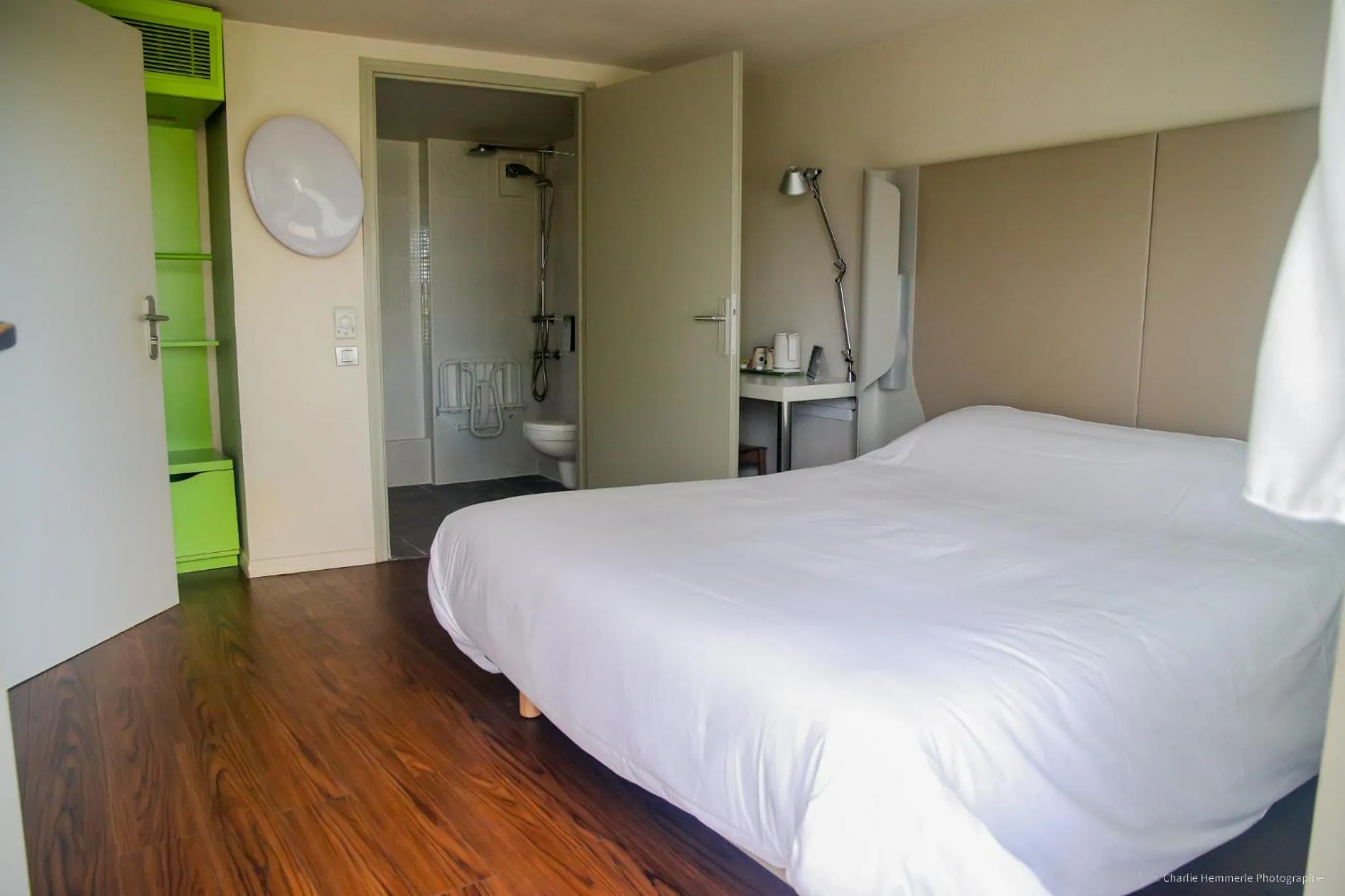 Bedroom, Bed in Campanile Montargis - Amilly