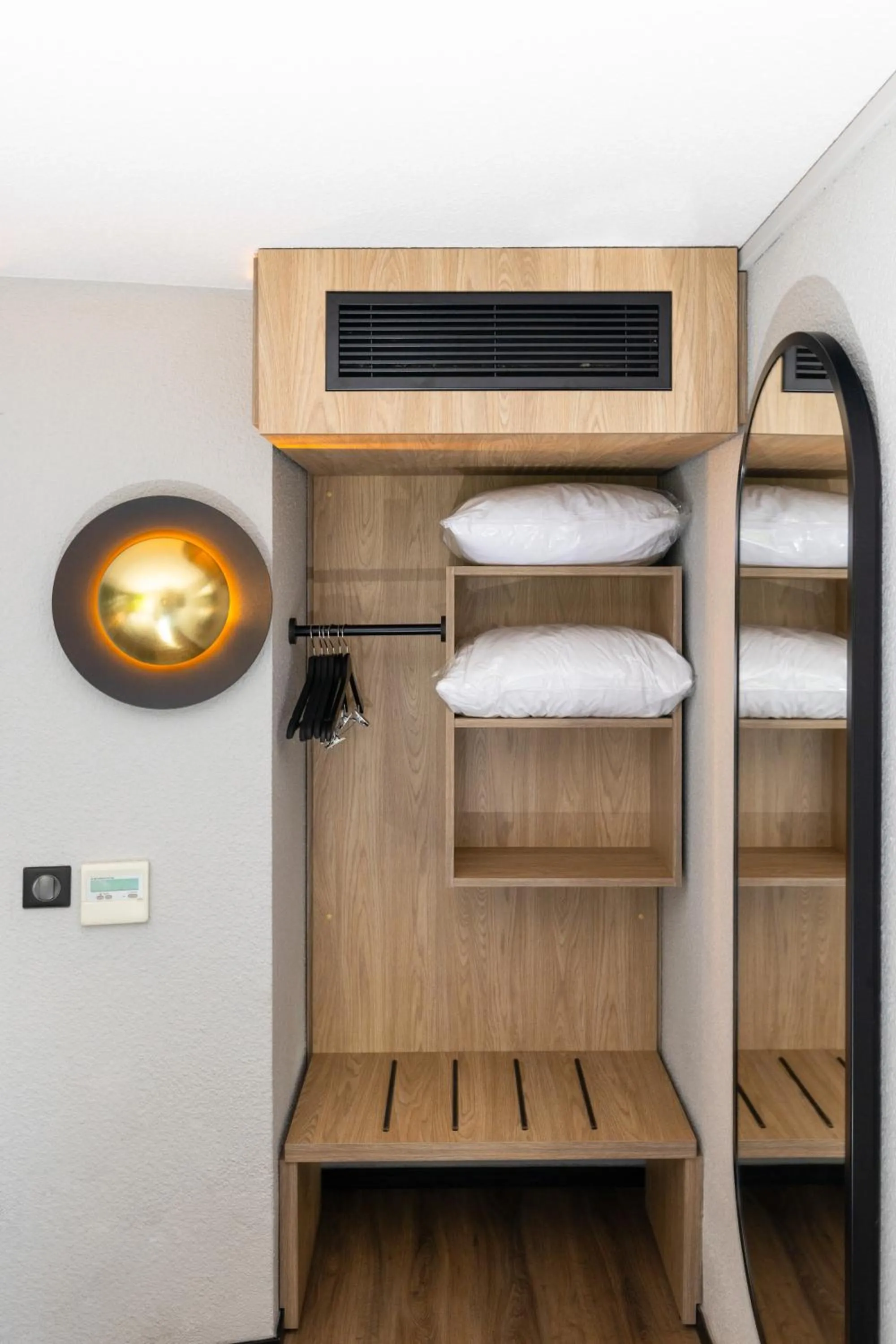 Photo of the whole room, Bed in Campanile Montpellier Sud - A709