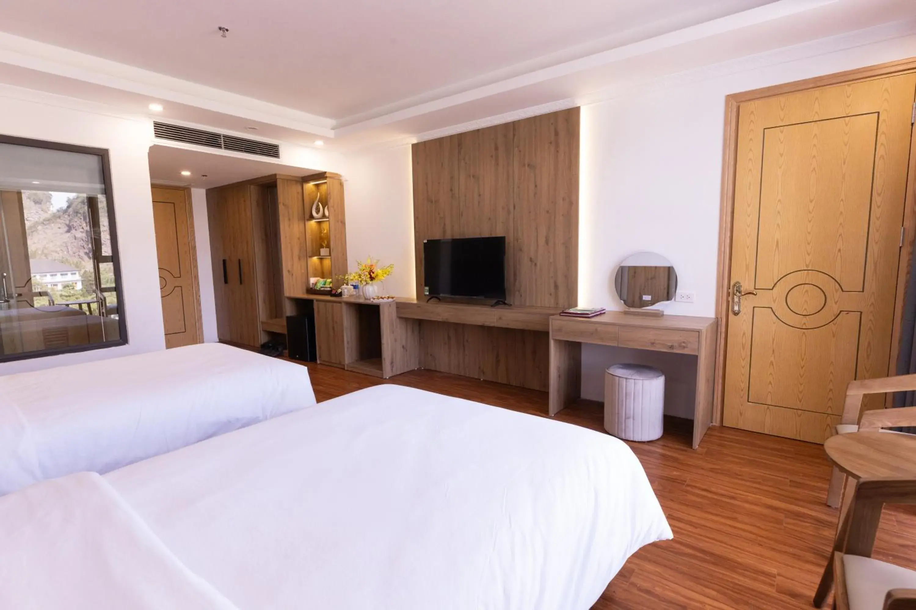 Twin Room with Mountain View in Thao Nguyen Hotel & Resort Moc Chau Twin Room with Mountain View in Thao Nguyen Hotel & Resort Moc Chau