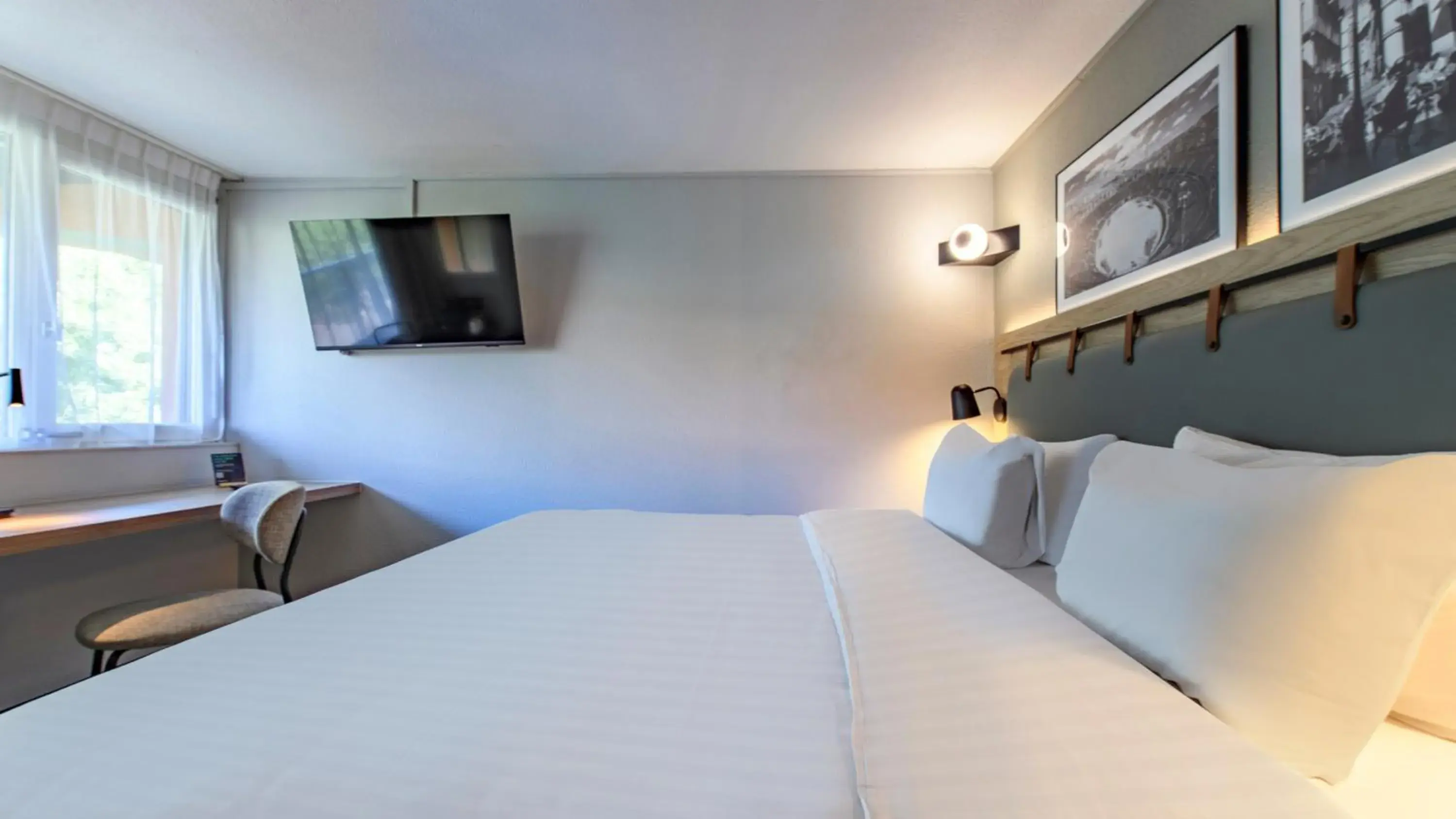 Bedroom, Bed in Campanile PRIME - Nîmes Centre Bedroom, Bed in Campanile PRIME - Nîmes Centre