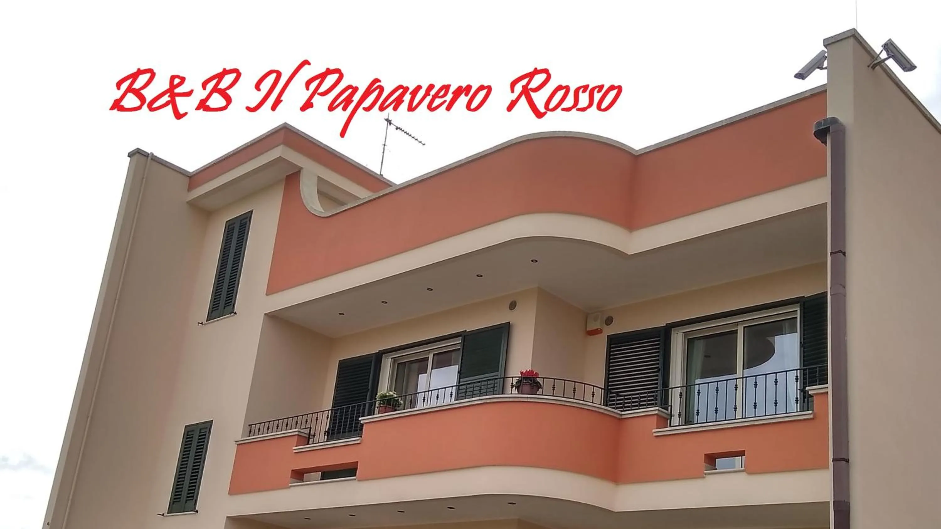 Facade/entrance in B&B Il Papavero Rosso